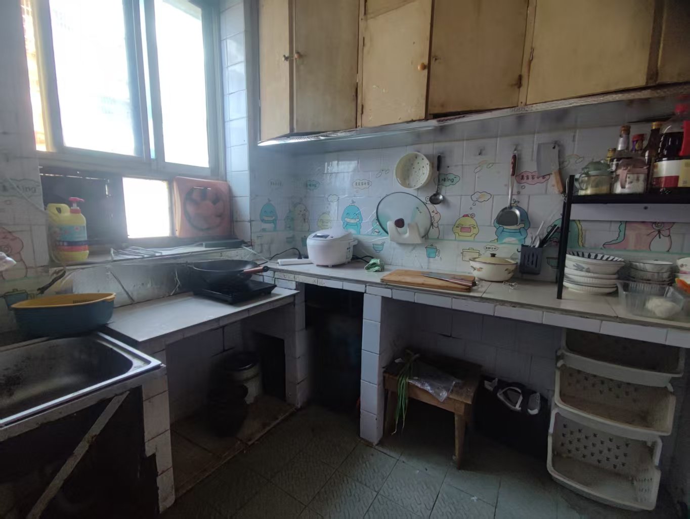 715矿小区  2室2厅1卫   1000.00元/月室内图