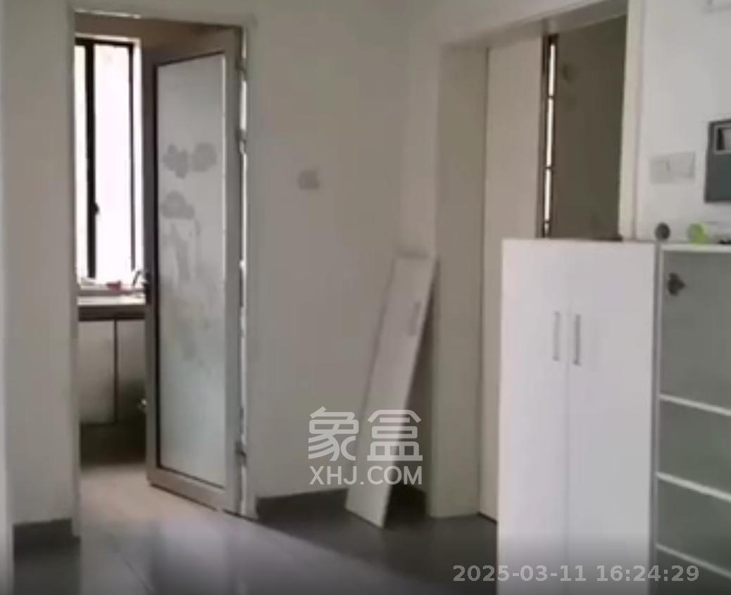 湘江世纪城贯江苑  3室2厅2卫   2400.00元/月室内图