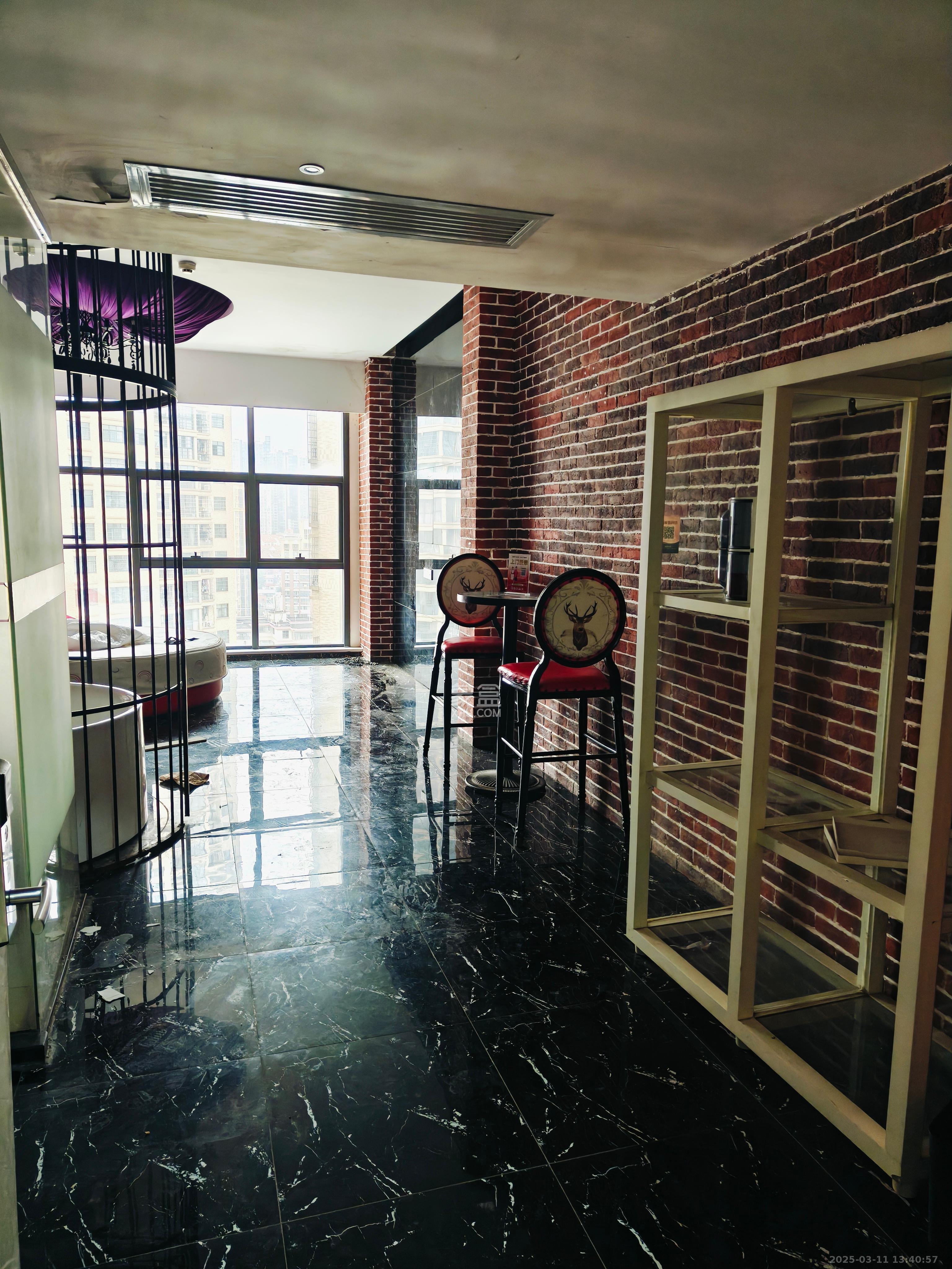 御溪国际 1室1厅1卫 1200.0元/月 御溪国际 1室1厅1卫 1200.0元/月室内图