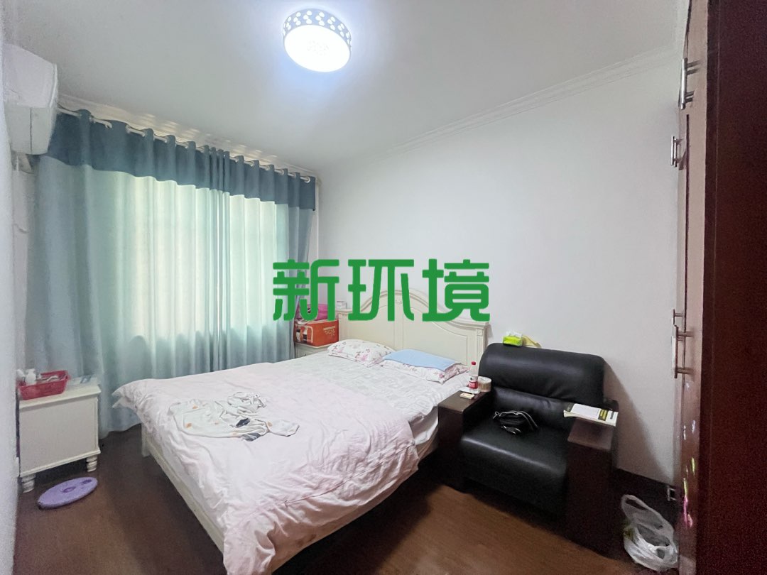 南滨花园  5室3厅2卫   150.00万室内图