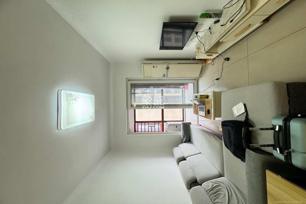 五矿沁园金城(春和景园)  3室2厅1卫    2300.0元/月 五矿沁园金城(春和景园)  3室2厅1卫    2300.0元/月室内图