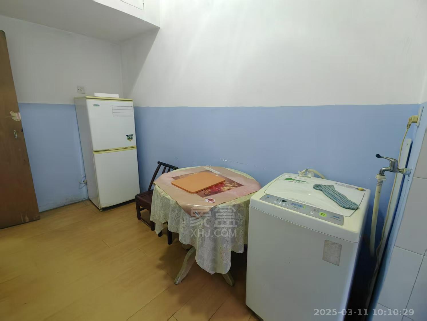 中兴村 2室1厅1卫 900.0元/月 中兴村 2室1厅1卫 900.0元/月室内图