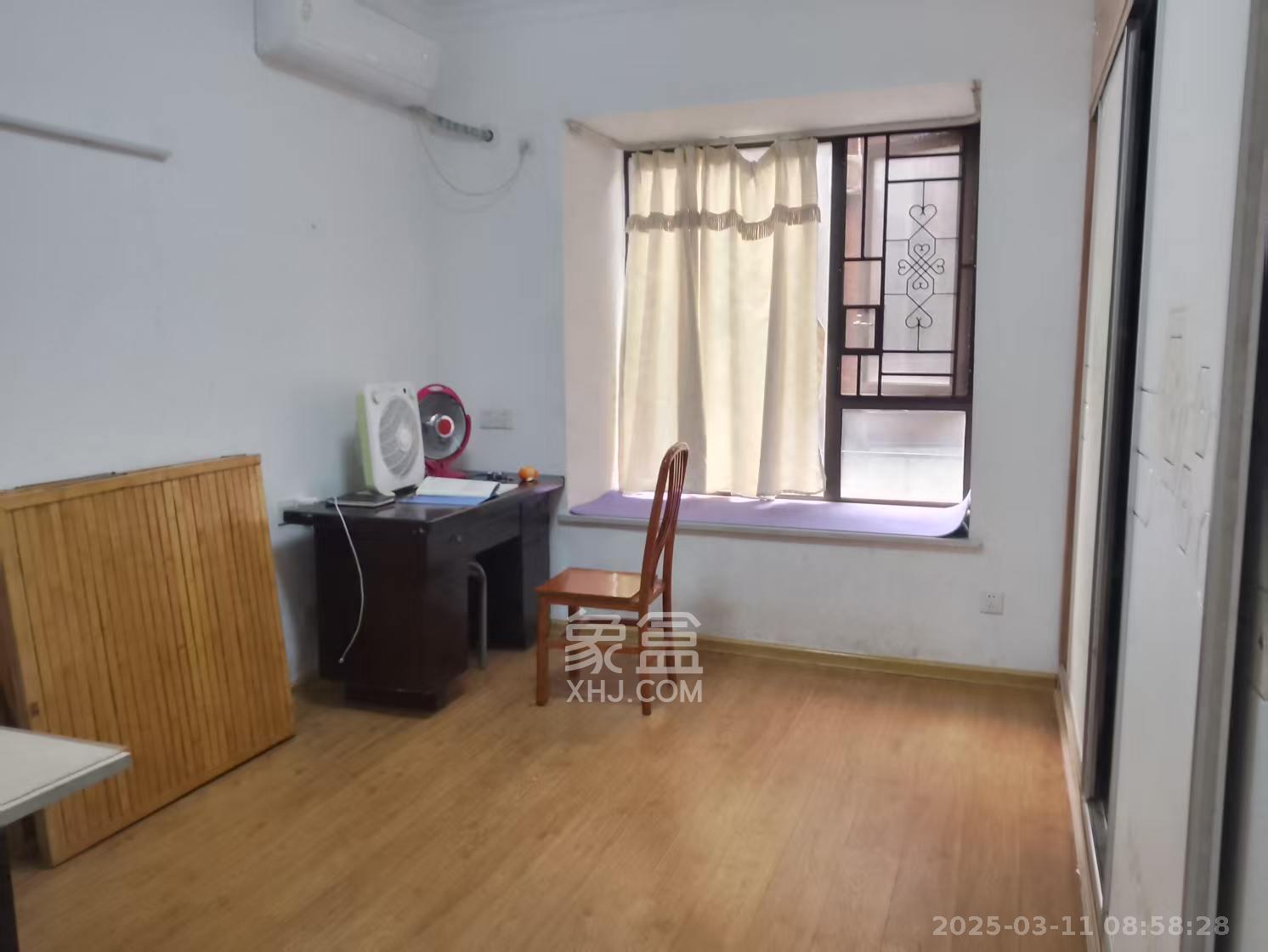 绿地公馆（绿地名邸）  3室2厅2卫    2500.0元/月室内图