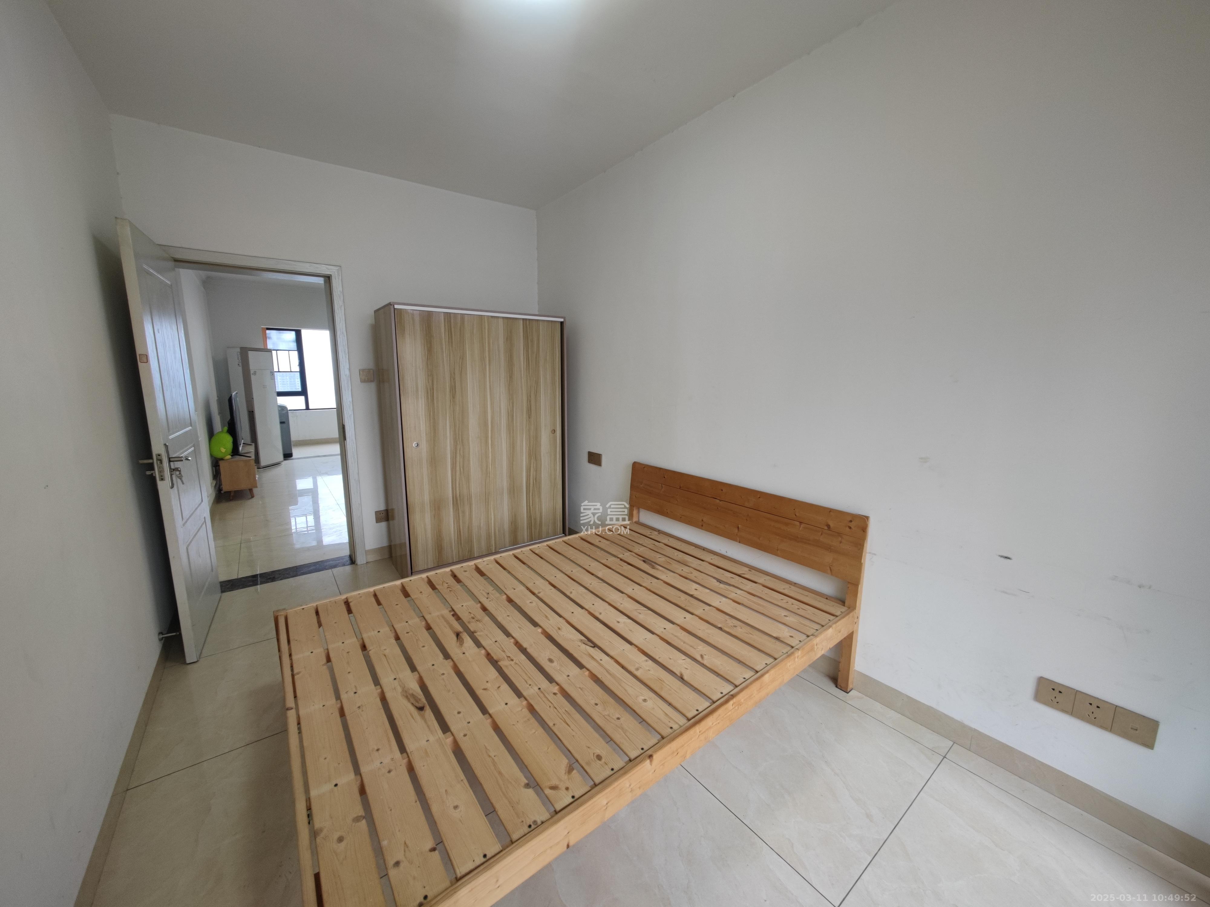 洋湖18克拉(旷远洋湖18克拉) 4室2厅2卫 3200.0元/月 洋湖18克拉(旷远洋湖18克拉) 4室2厅2卫 3200.0元/月室内图