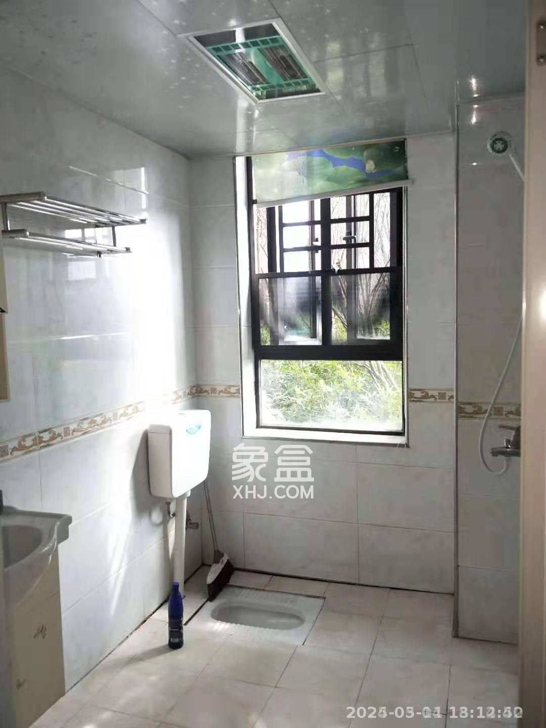 保利麓谷林语F区  3室2厅1卫   2800.00元/月室内图