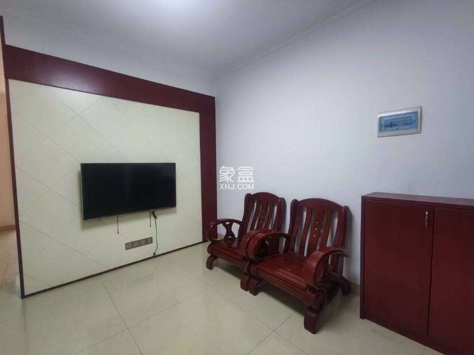 鹏利广场  1室1厅1卫    1200.0元/月 鹏利广场  1室1厅1卫    1200.0元/月室内图