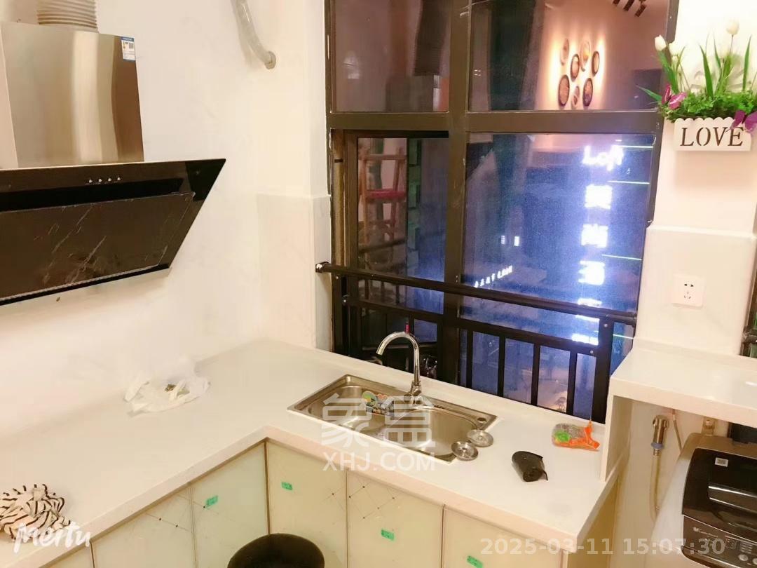 云集国际 1室0厅1卫 1100.0元/月 云集国际 1室0厅1卫 1100.0元/月室内图