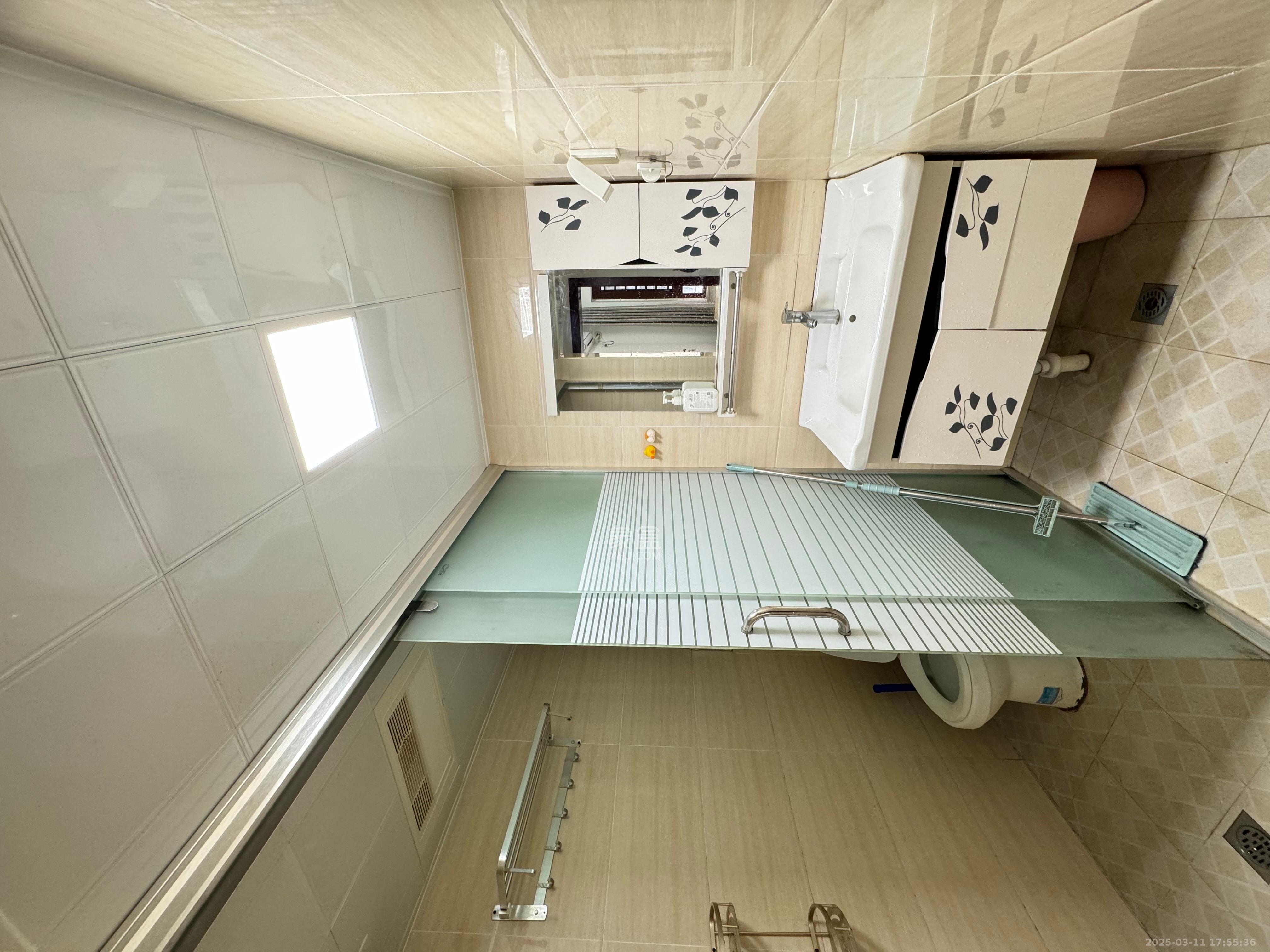 五矿沁园金城(春和景园)  3室2厅1卫    2300.0元/月 五矿沁园金城(春和景园)  3室2厅1卫    2300.0元/月室内图