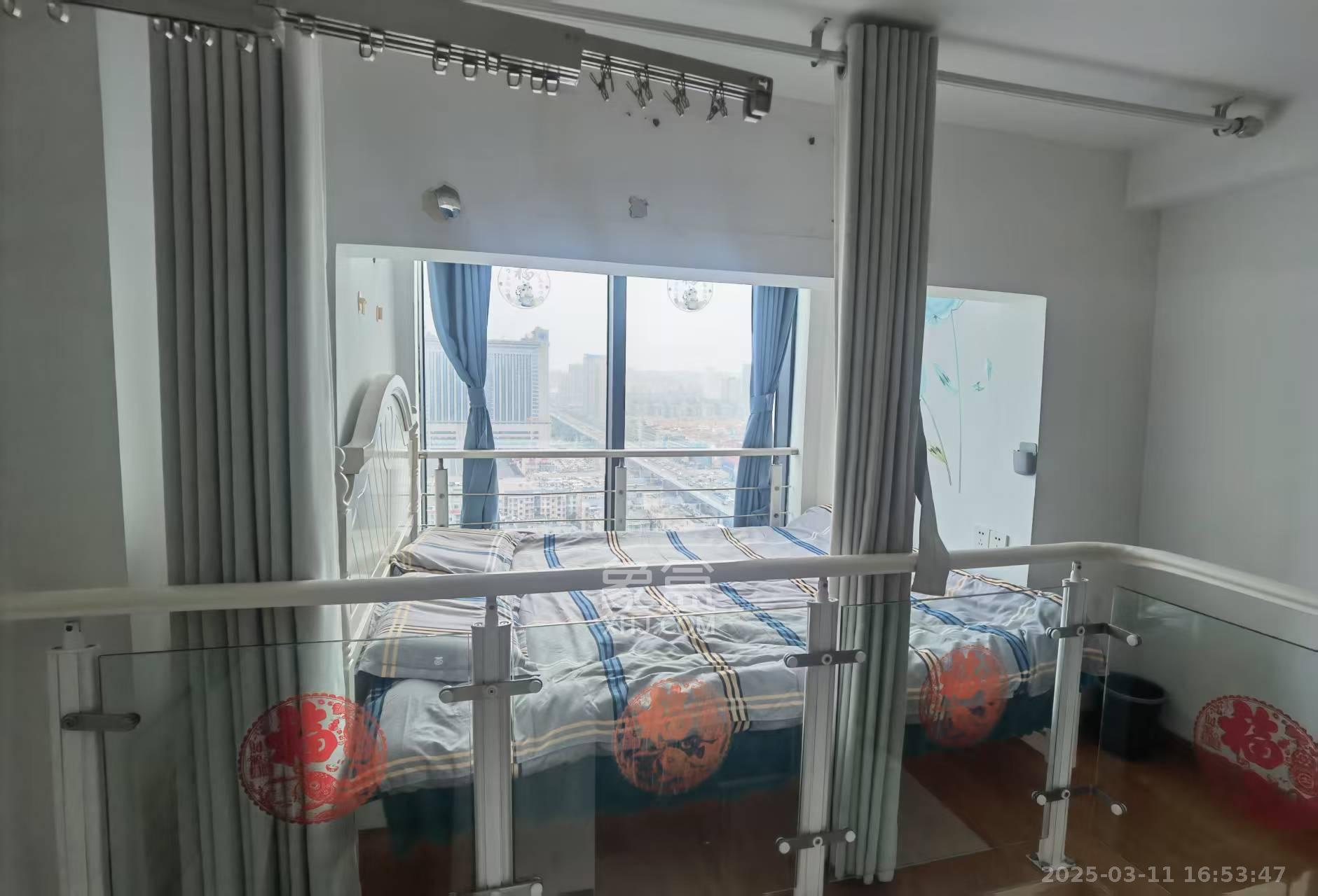 东盈商业广场(华泉城市广场)  2室1厅1卫    2600.0元/月 东盈商业广场(华泉城市广场)  2室1厅1卫    2600.0元/月室内图