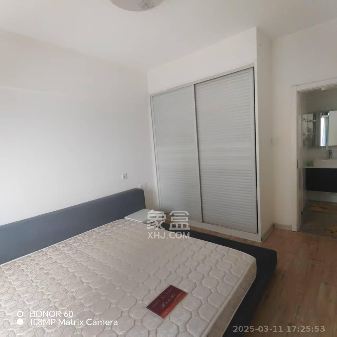 怡海星城 2室2厅1卫 1700.0元/月 怡海星城 2室2厅1卫 1700.0元/月室内图