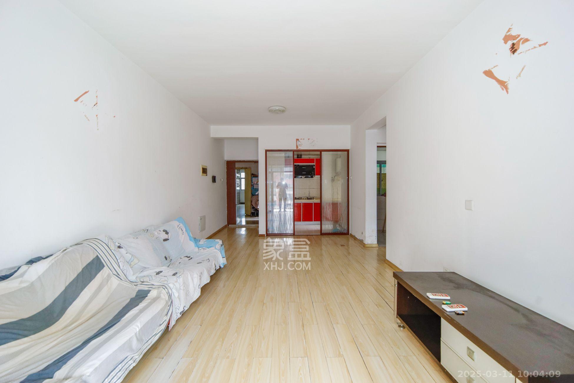 天天向上 2室1厅1卫 1900.0元/月 天天向上 2室1厅1卫 1900.0元/月室内图