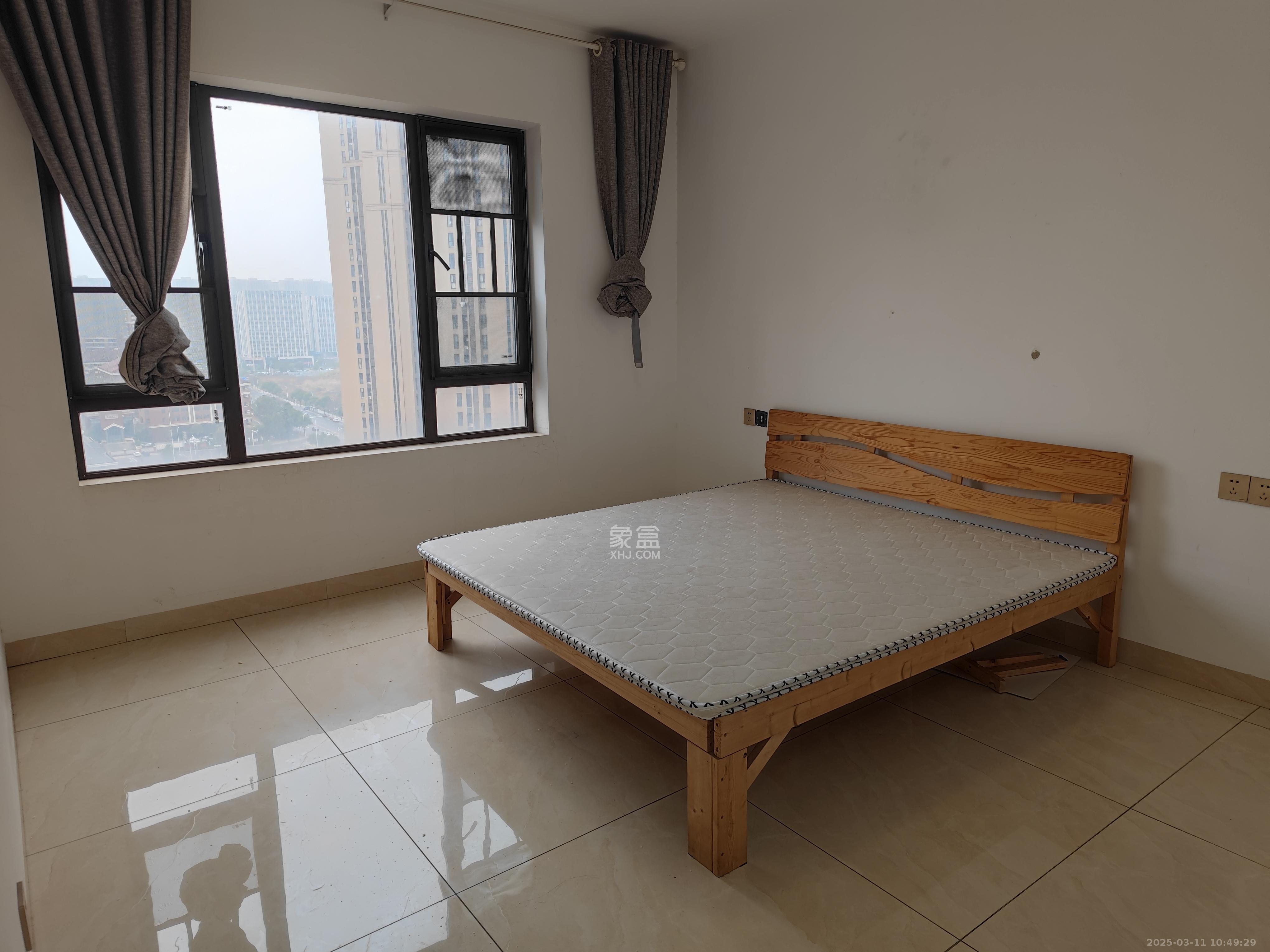 洋湖18克拉(旷远洋湖18克拉) 4室2厅2卫 3200.0元/月 洋湖18克拉(旷远洋湖18克拉) 4室2厅2卫 3200.0元/月室内图