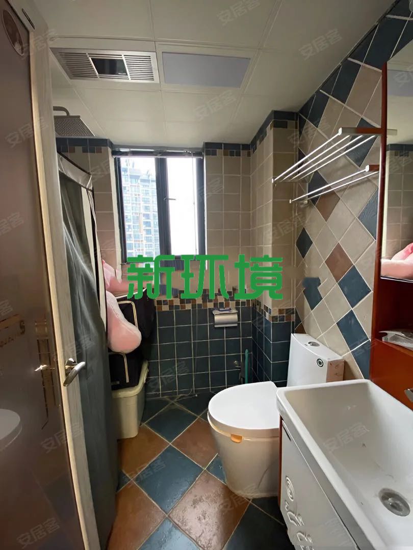 月亮湾三期  3室2厅2卫   78.00万室内图