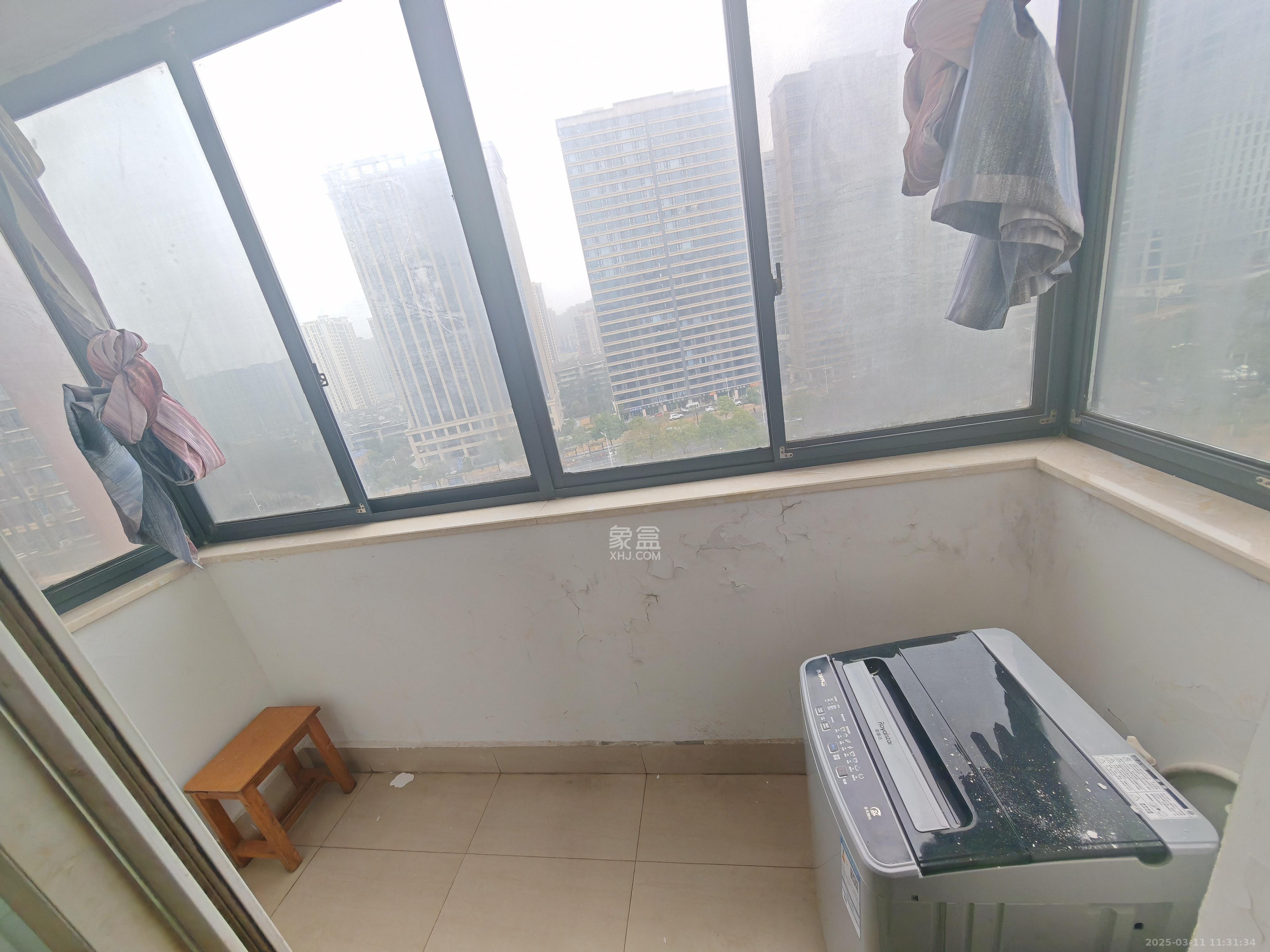 盛湘家园 3室2厅1卫 2200.0元/月 盛湘家园 3室2厅1卫 2200.0元/月室内图