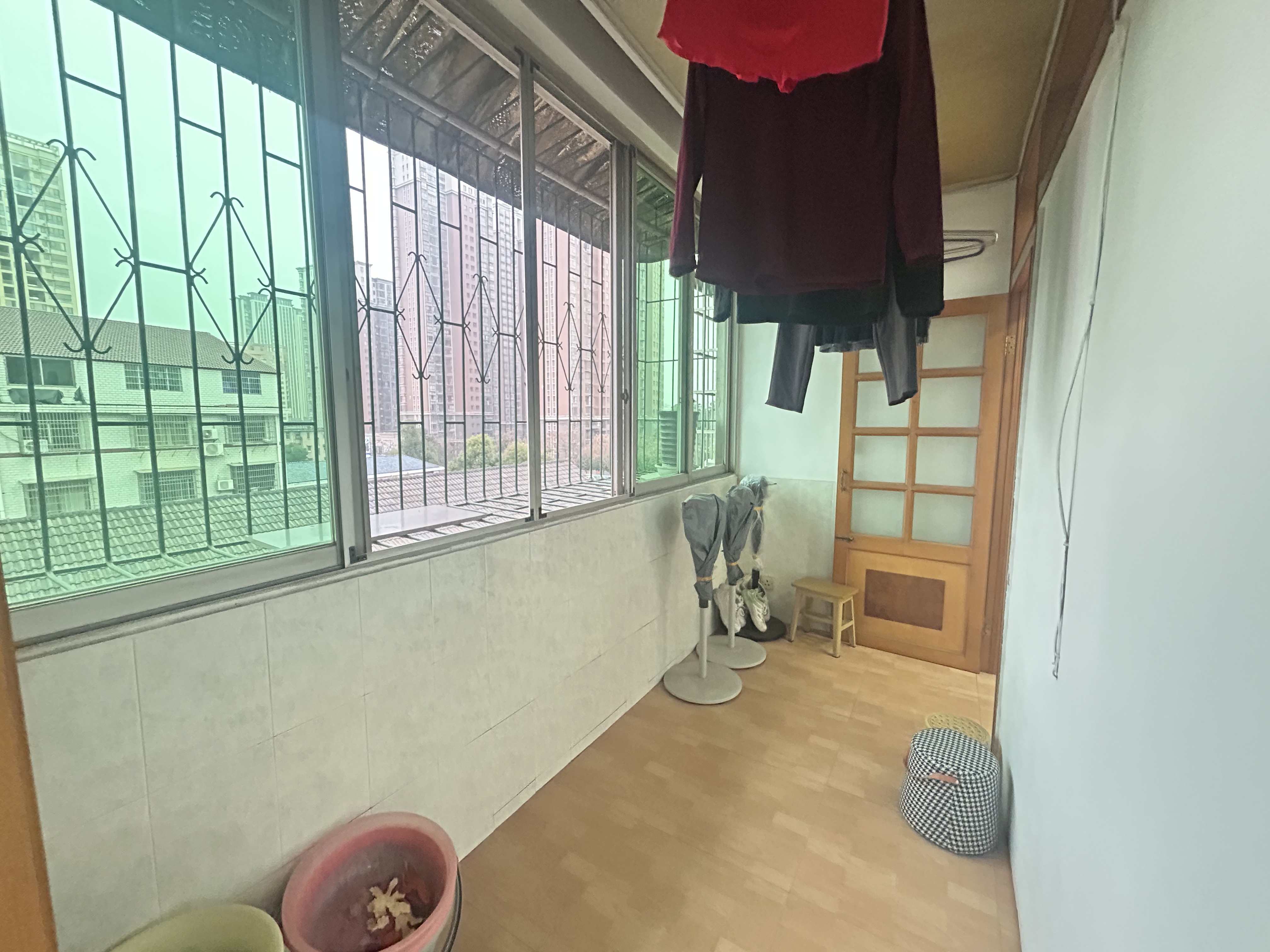 桃花仑办事处铁铺岭居委会  3室2厅1卫   35.00万室内图