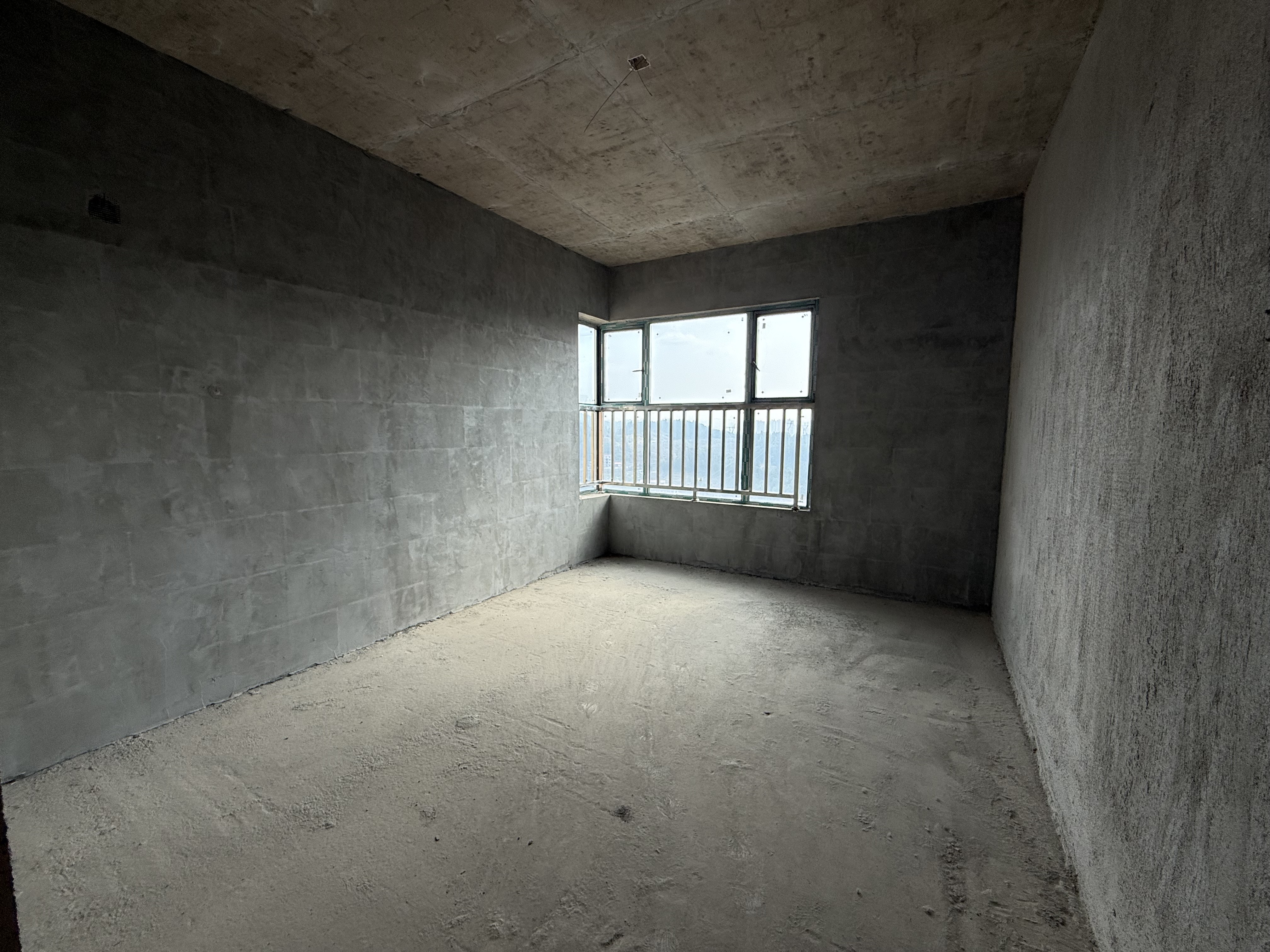 吉星佳苑 4室2厅2卫 69.8万 吉星佳苑 4室2厅2卫 69.8万客厅