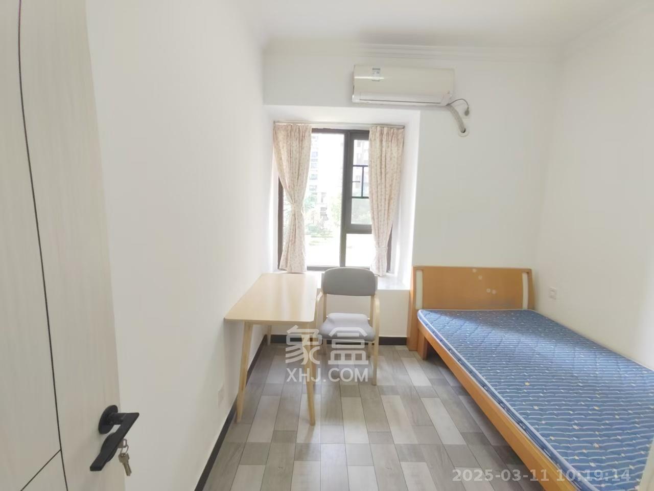蓝光雍锦半岛  3室2厅2卫    3000.0元/月室内图