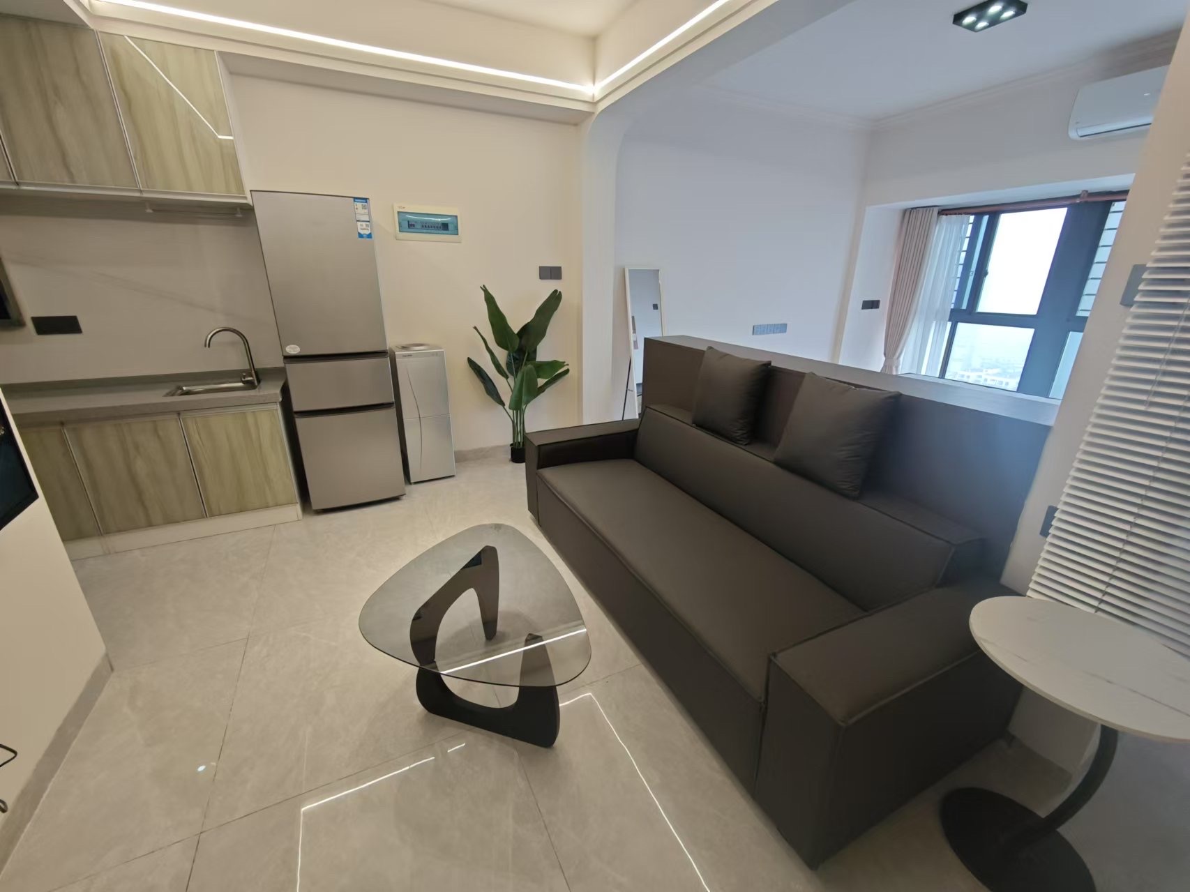 金钟大雁城  1室0厅0卫    1800.0元/月 金钟大雁城  1室0厅0卫    1800.0元/月室内图