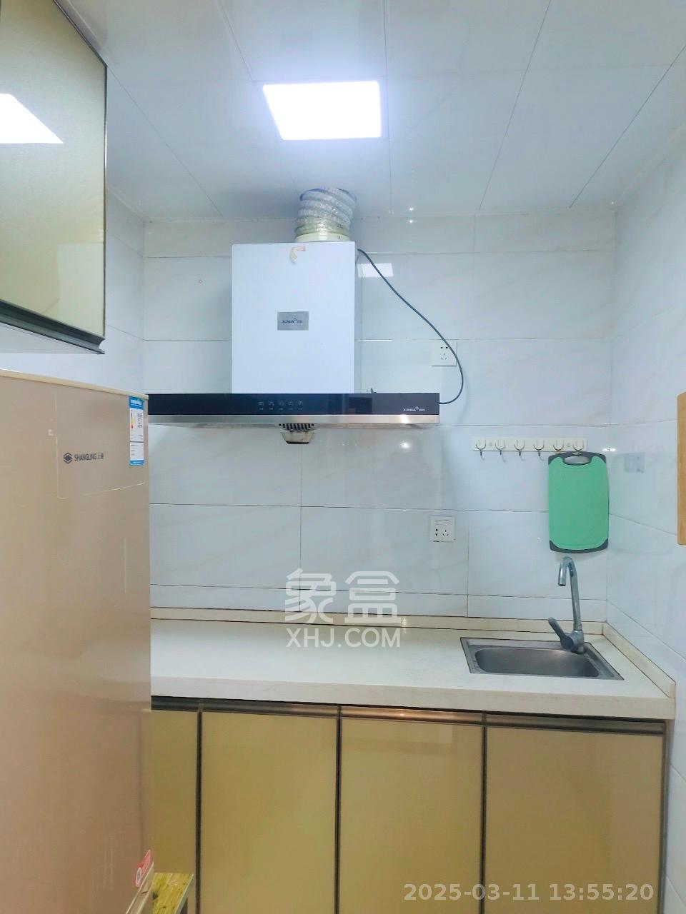 嘉顺苑  1室1厅1卫   1000.00元/月室内图