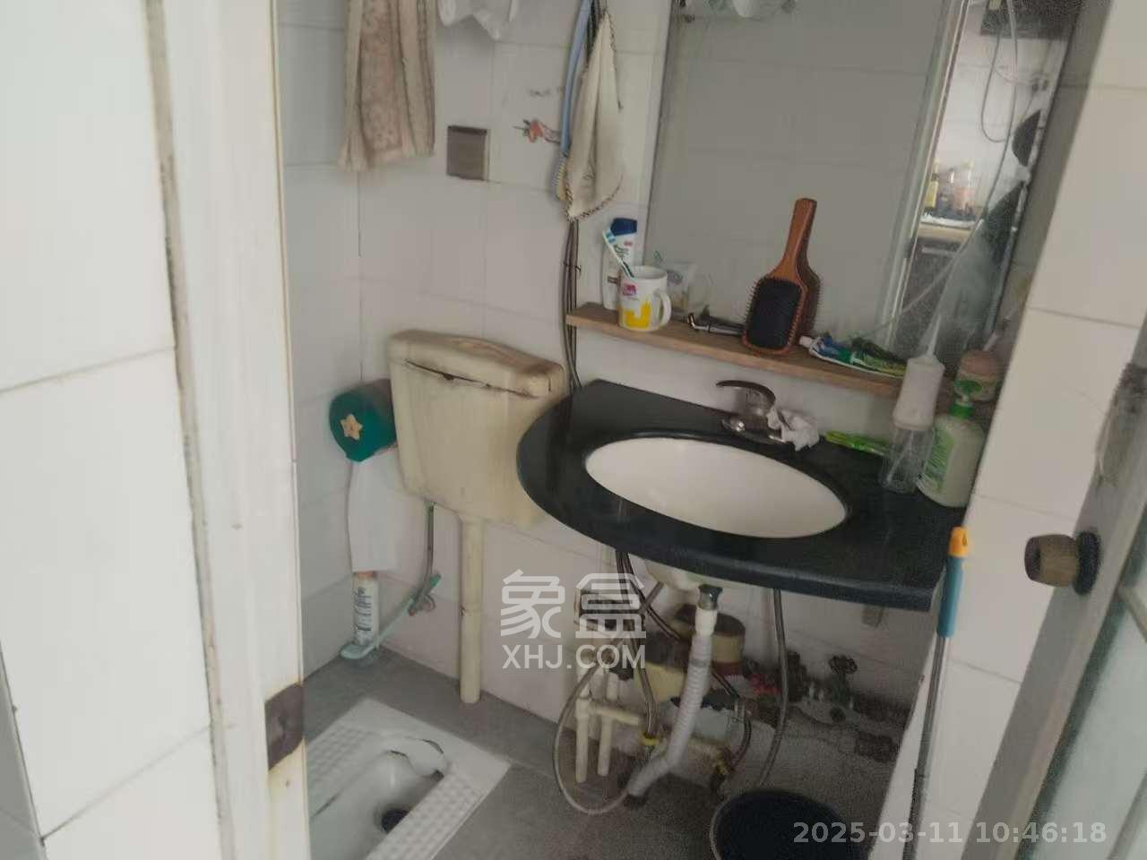 东一国际 1室1厅1卫 2200.0元/月 东一国际 1室1厅1卫 2200.0元/月室内图