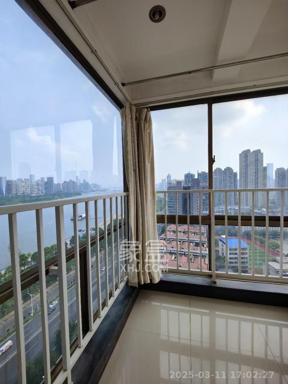 欧陆经典  3室2厅2卫   4500.00元/月室内图