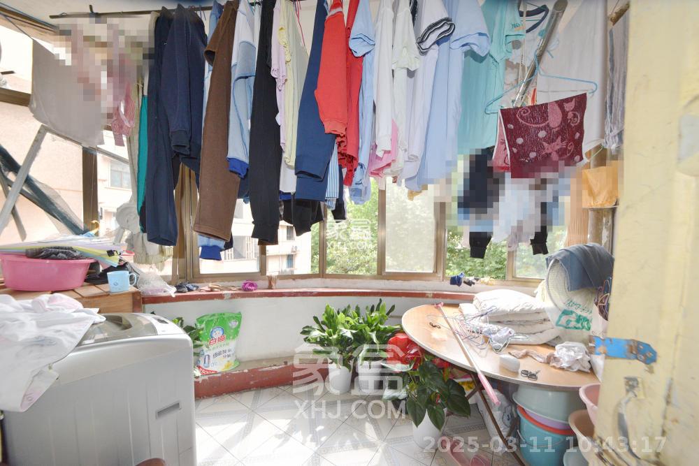 红旗区四片 2室1厅1卫 1500.0元/月 红旗区四片 2室1厅1卫 1500.0元/月室内图