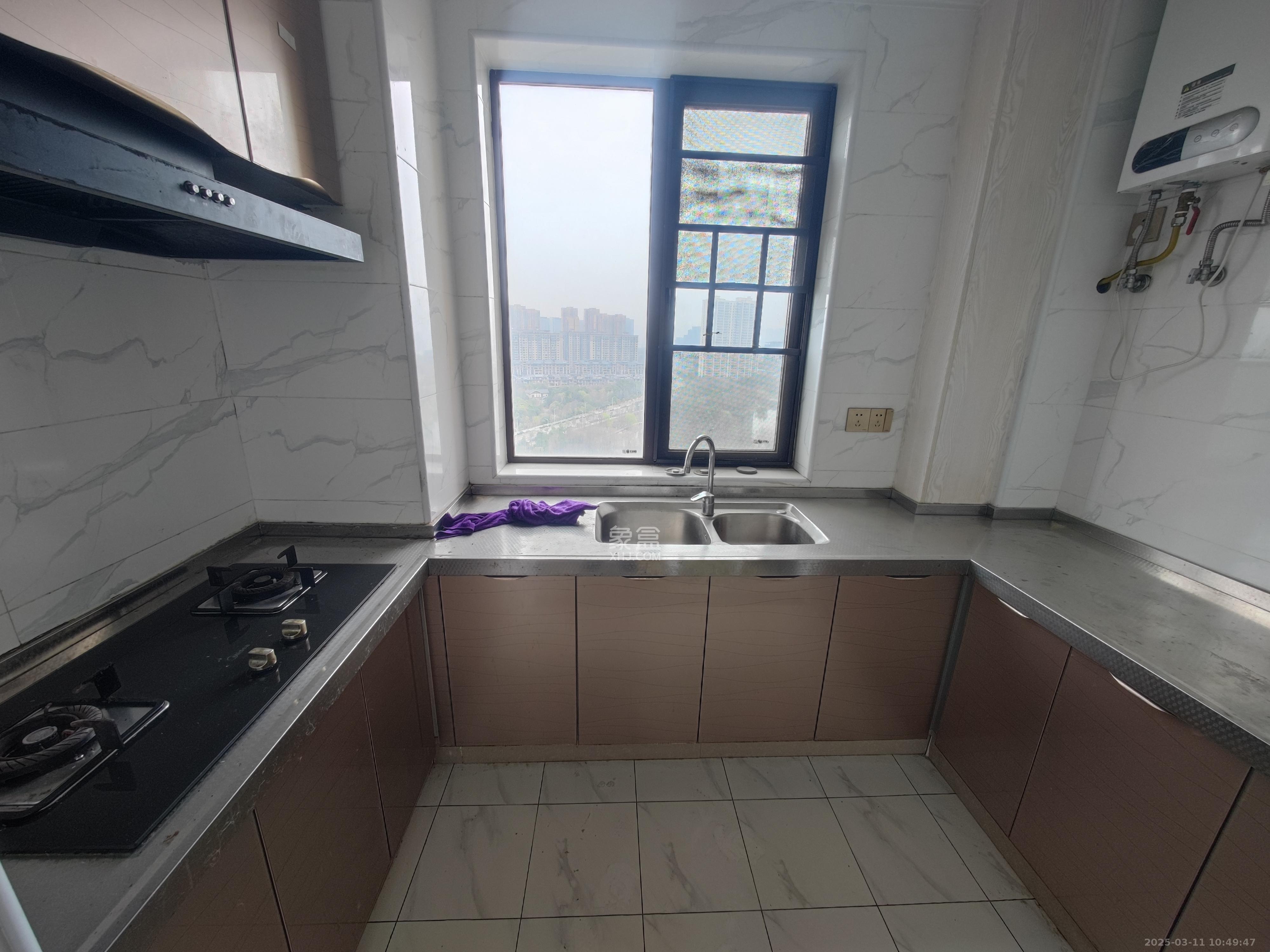 洋湖18克拉(旷远洋湖18克拉) 4室2厅2卫 3200.0元/月 洋湖18克拉(旷远洋湖18克拉) 4室2厅2卫 3200.0元/月室内图