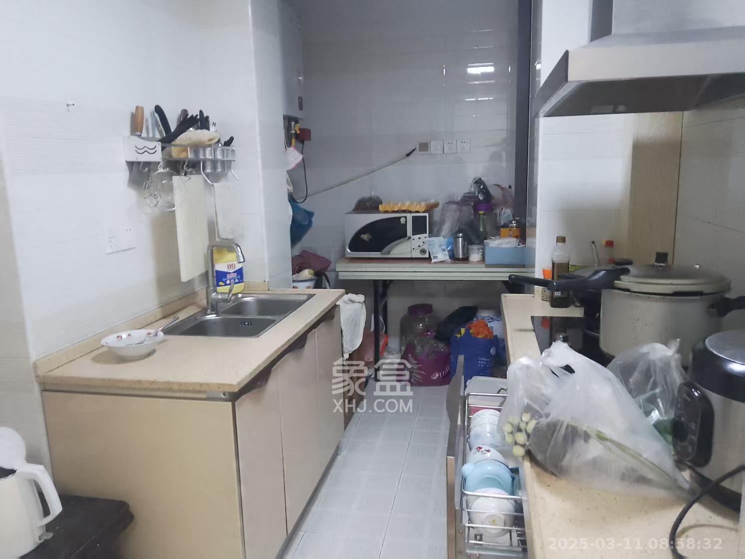 绿地公馆（绿地名邸）  3室2厅2卫    2500.0元/月室内图