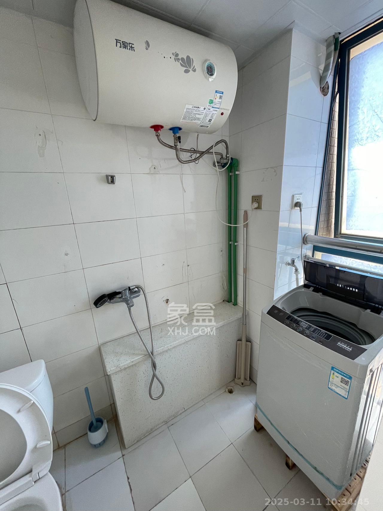 东一国际  1室1厅1卫   1700.00元/月室内图