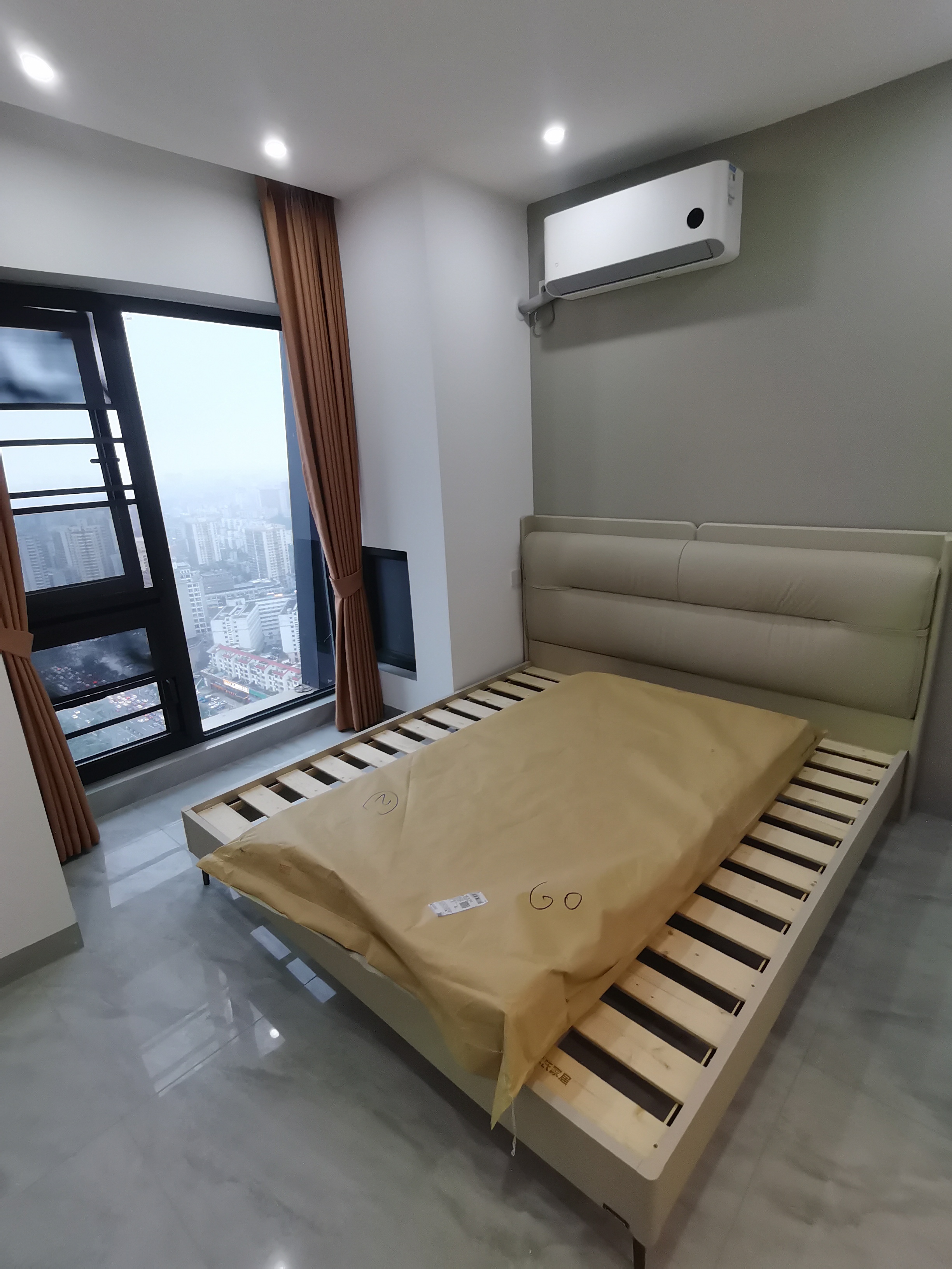 龙湖光年  1室1厅1卫    1800.0元/月 龙湖光年  1室1厅1卫    1800.0元/月室内图