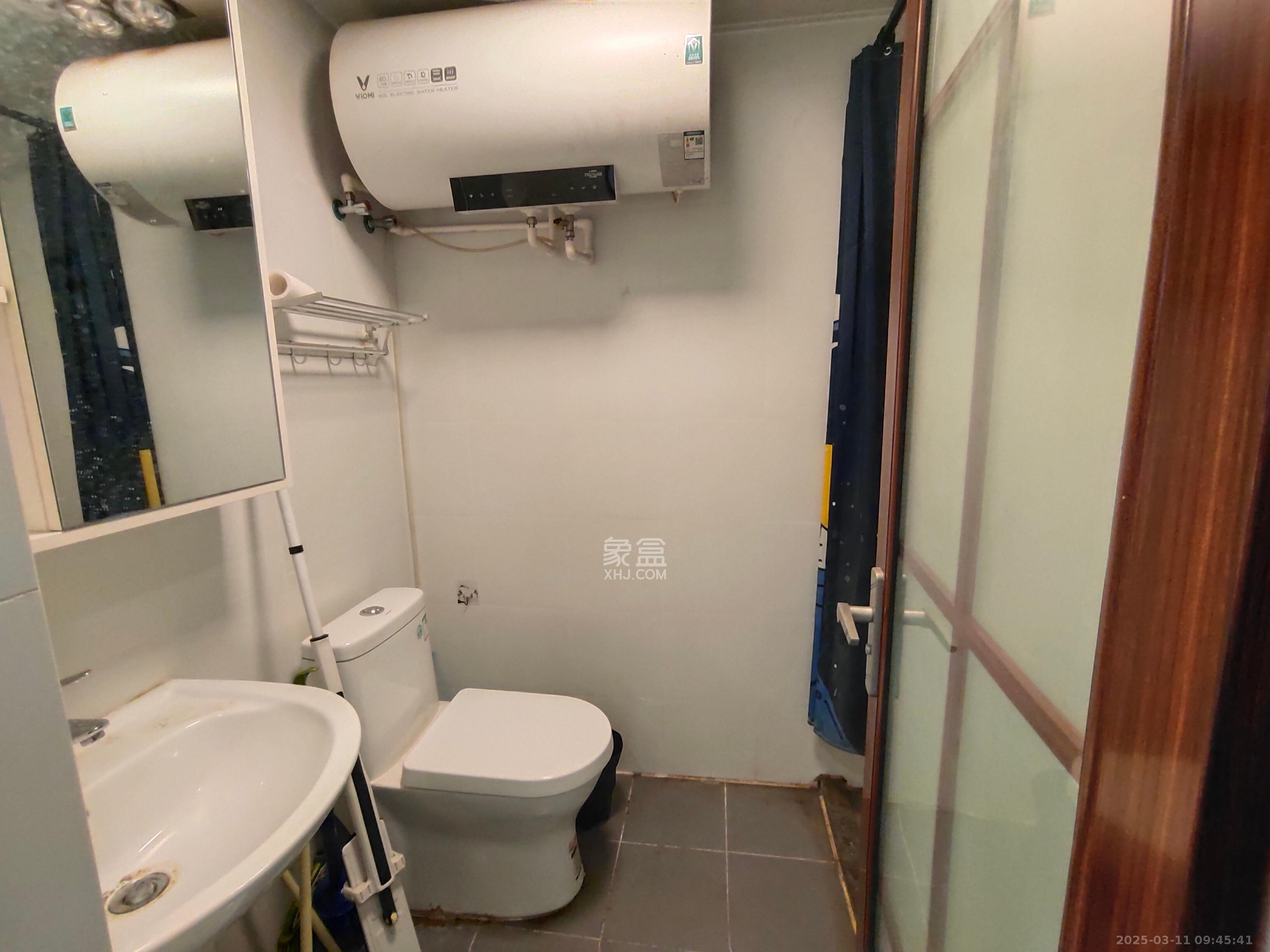 龙湖水晶郦城  1室1厅1卫   1600.00元/月室内图