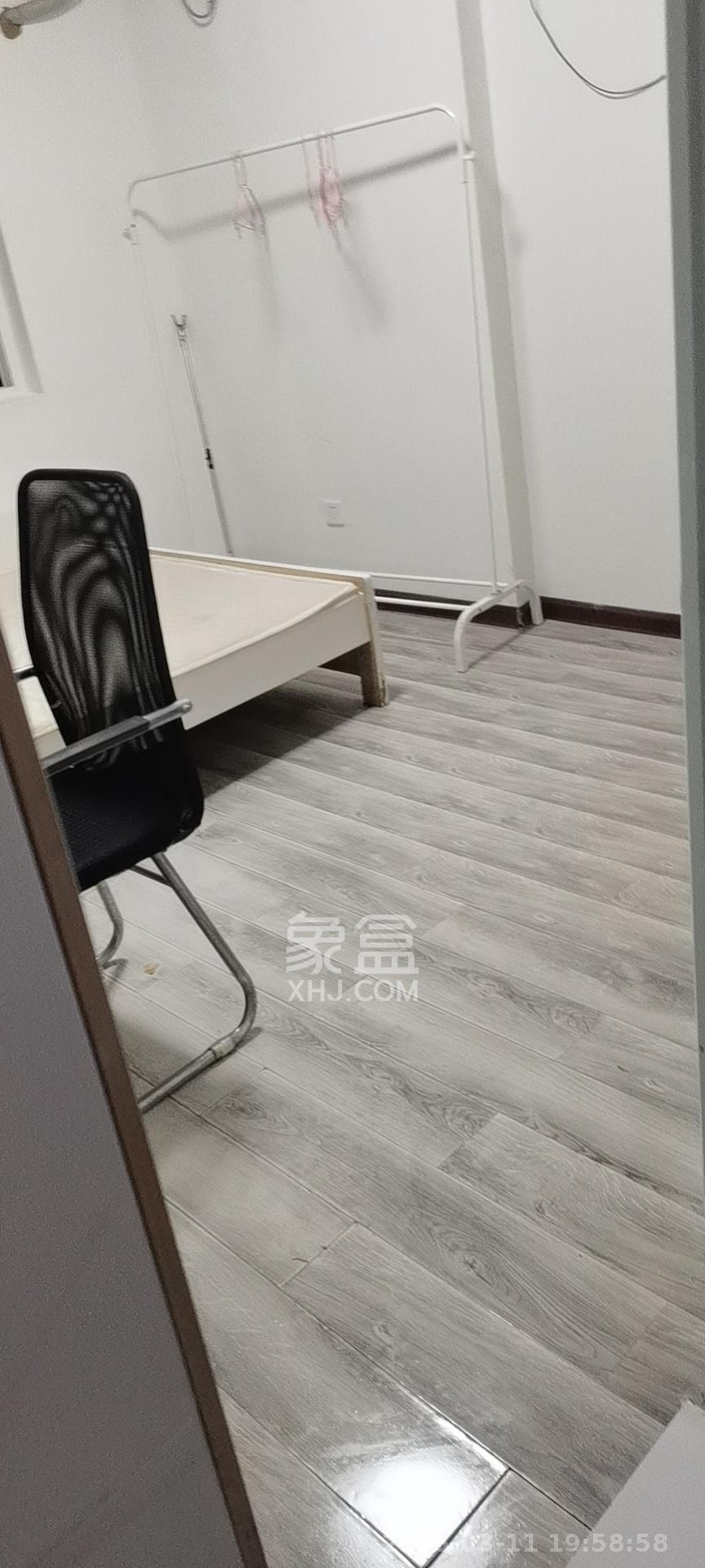 星城新宇桃花苑 1室0厅0卫 1000.0元/月 星城新宇桃花苑 1室0厅0卫 1000.0元/月室内图