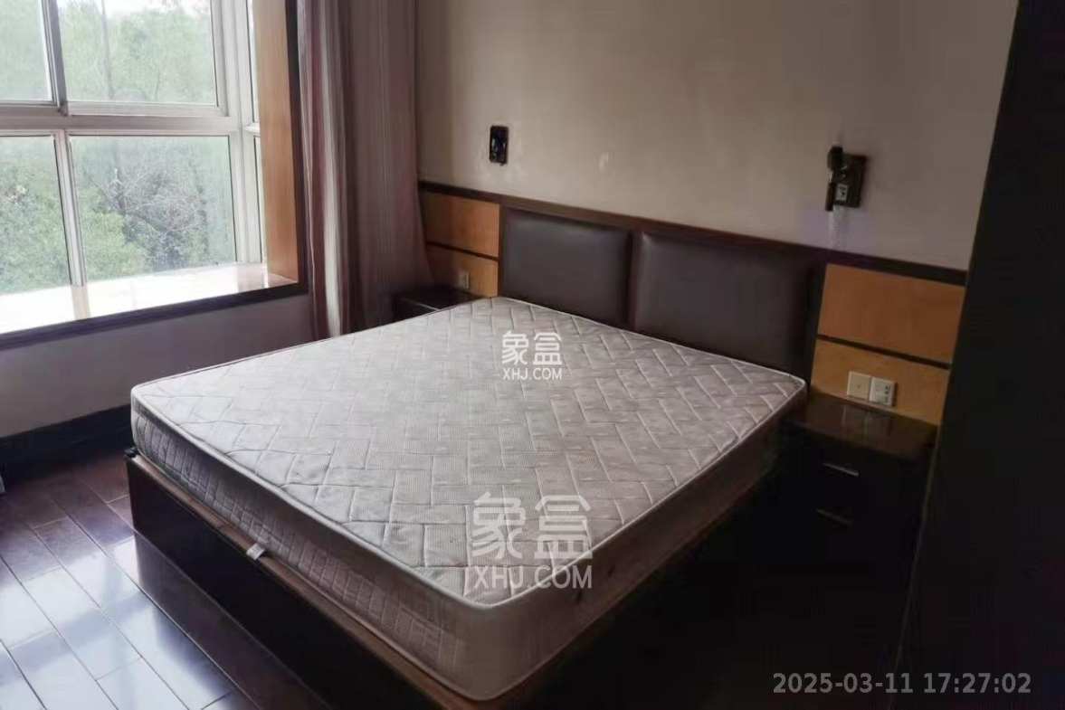 和顺园公寓 3室2厅2卫 2000.0元/月 和顺园公寓 3室2厅2卫 2000.0元/月室内图