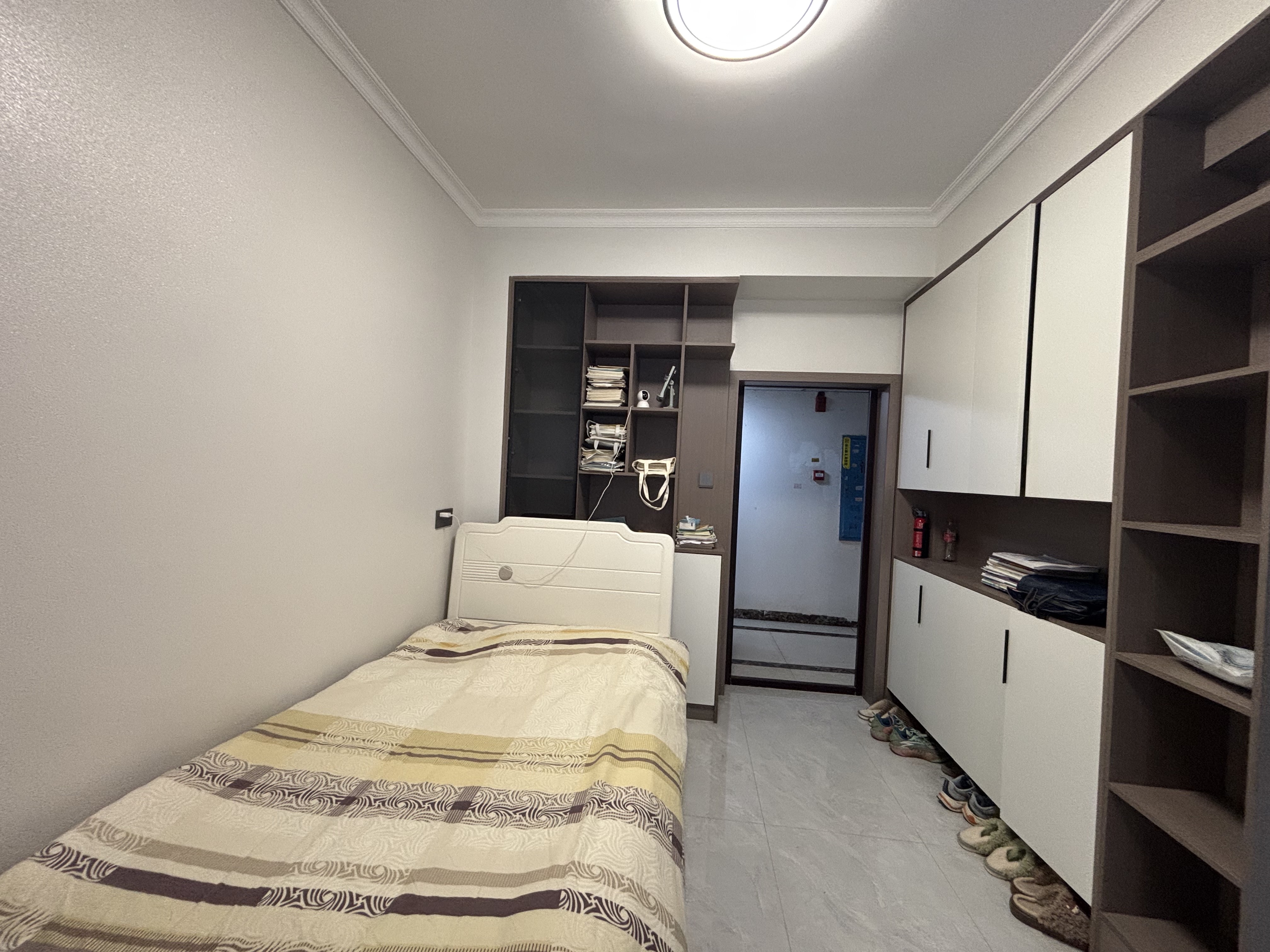 百弘学府城  1室0厅0卫    800.0元/月 百弘学府城  1室0厅0卫    800.0元/月室内图1