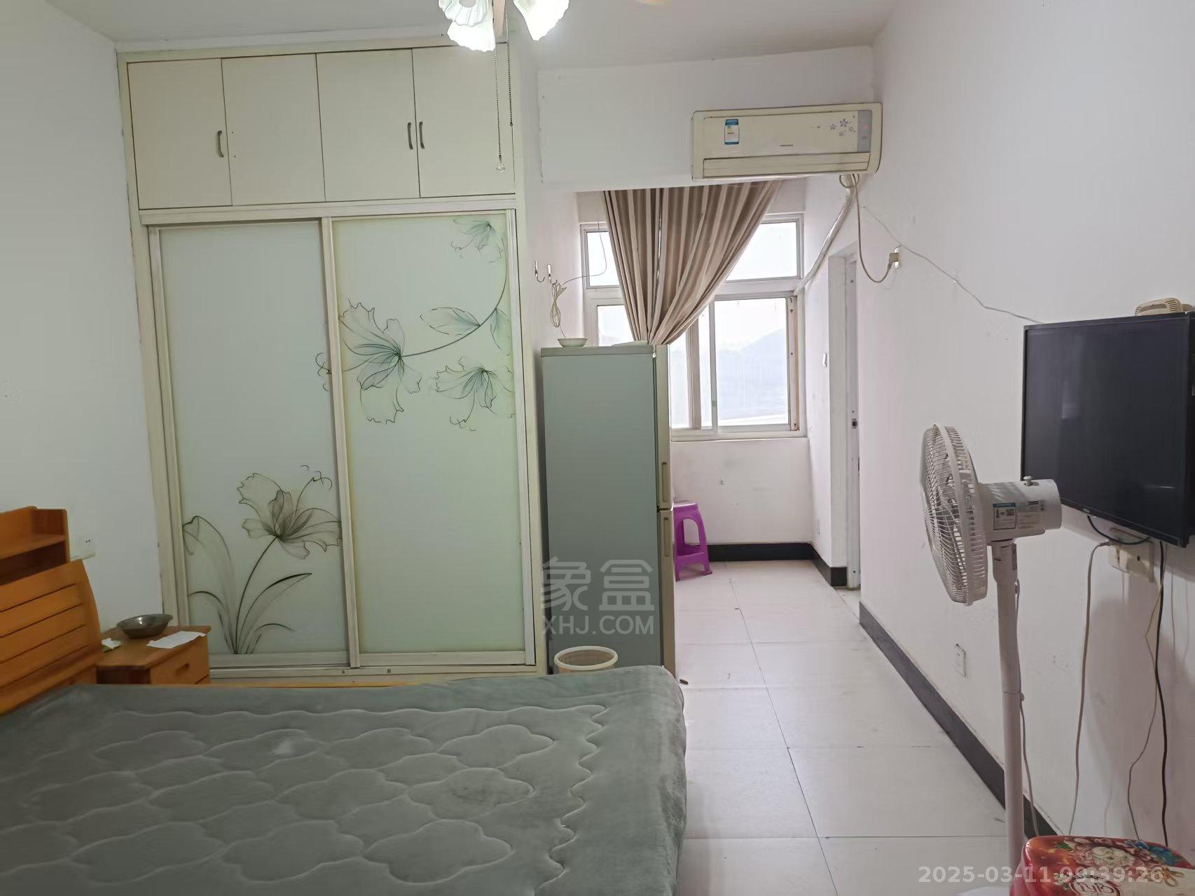 湘水1号 1室1厅1卫 650.0元/月 湘水1号 1室1厅1卫 650.0元/月室内图