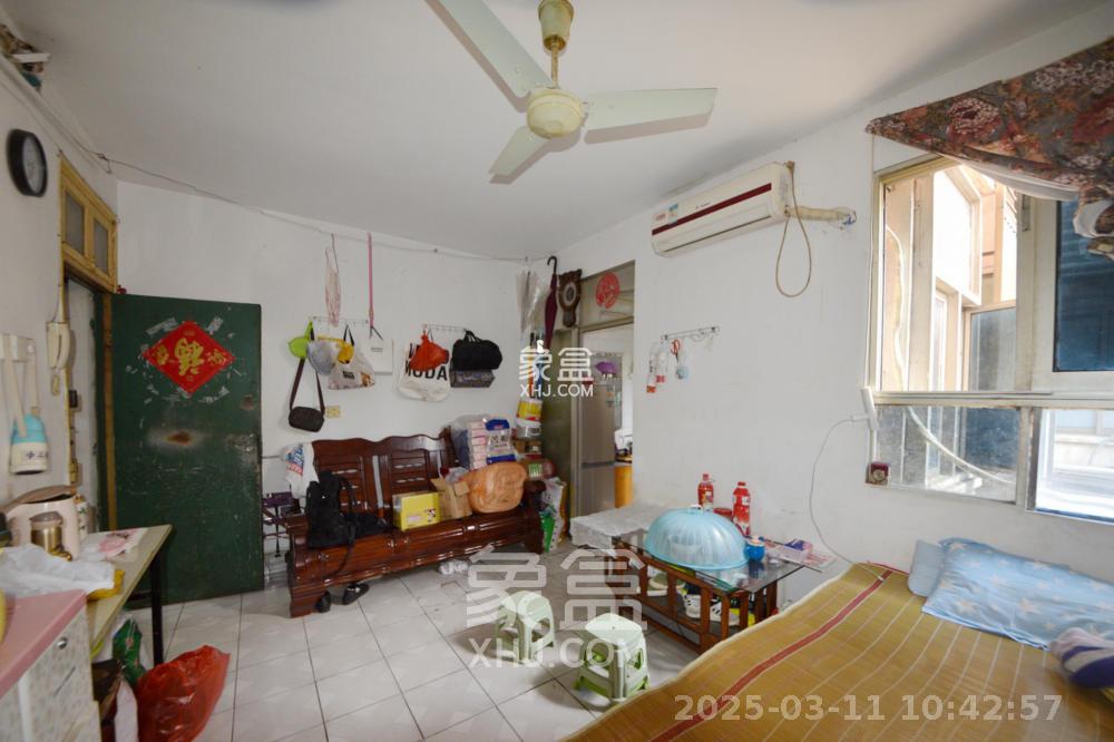 红旗区四片 2室1厅1卫 1500.0元/月 红旗区四片 2室1厅1卫 1500.0元/月室内图