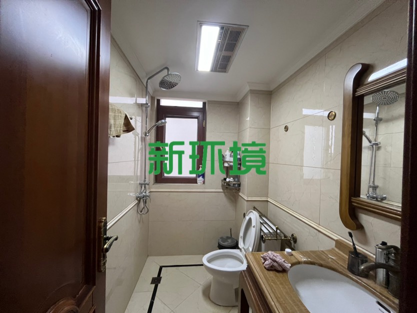 山水印象  3室2厅2卫   92.80万客厅