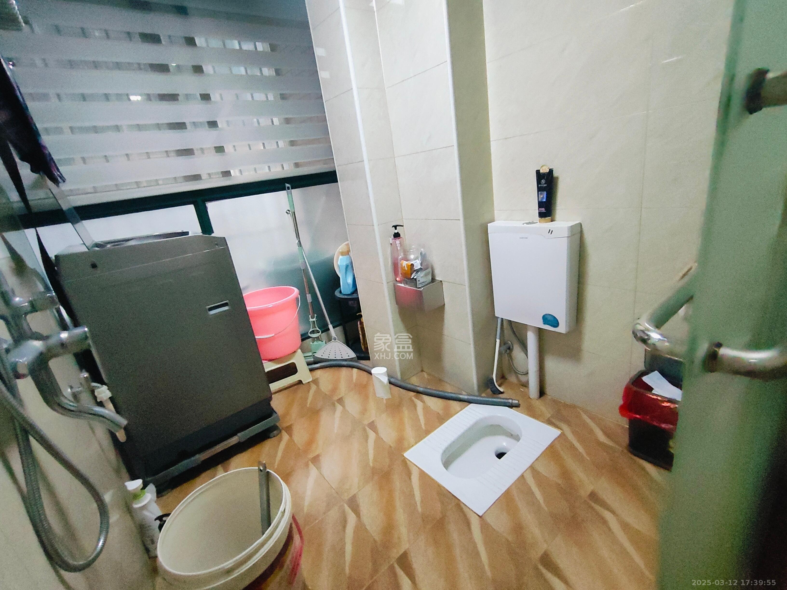 才子佳郡  4室2厅1卫    3500.0元/月 才子佳郡  4室2厅1卫    3500.0元/月室内图