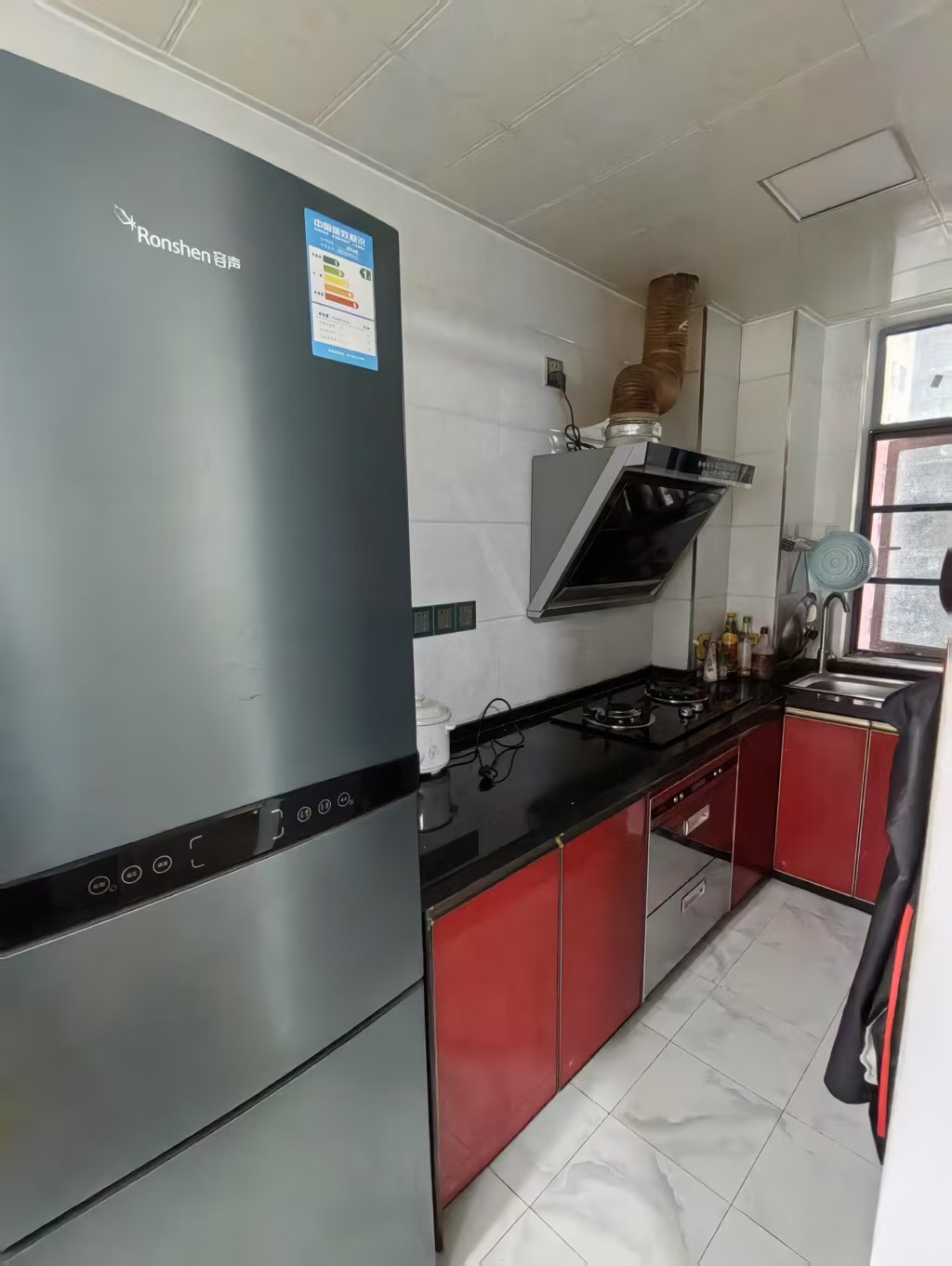 鹏利广场 1室1厅1卫 1200.0元/月 鹏利广场 1室1厅1卫 1200.0元/月室内图