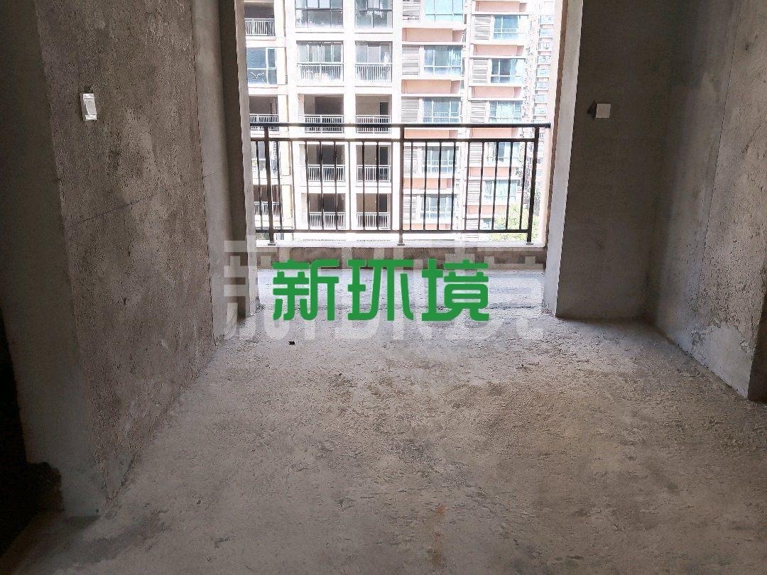 天门壹号  4室2厅2卫   72.80万客厅