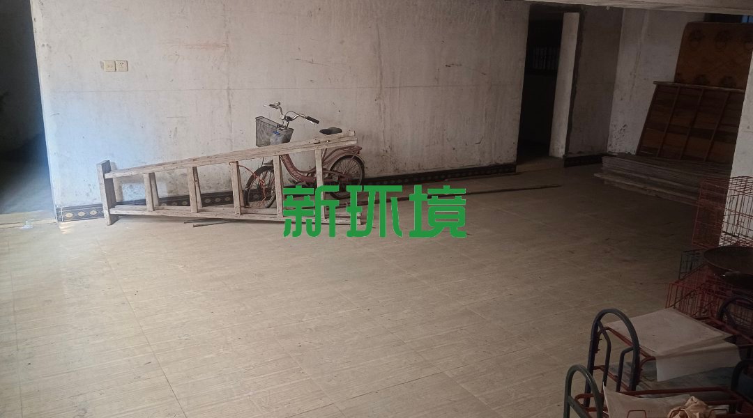 市中心散盘  6室4厅3卫    115.0万 市中心散盘  6室4厅3卫    115.0万客厅