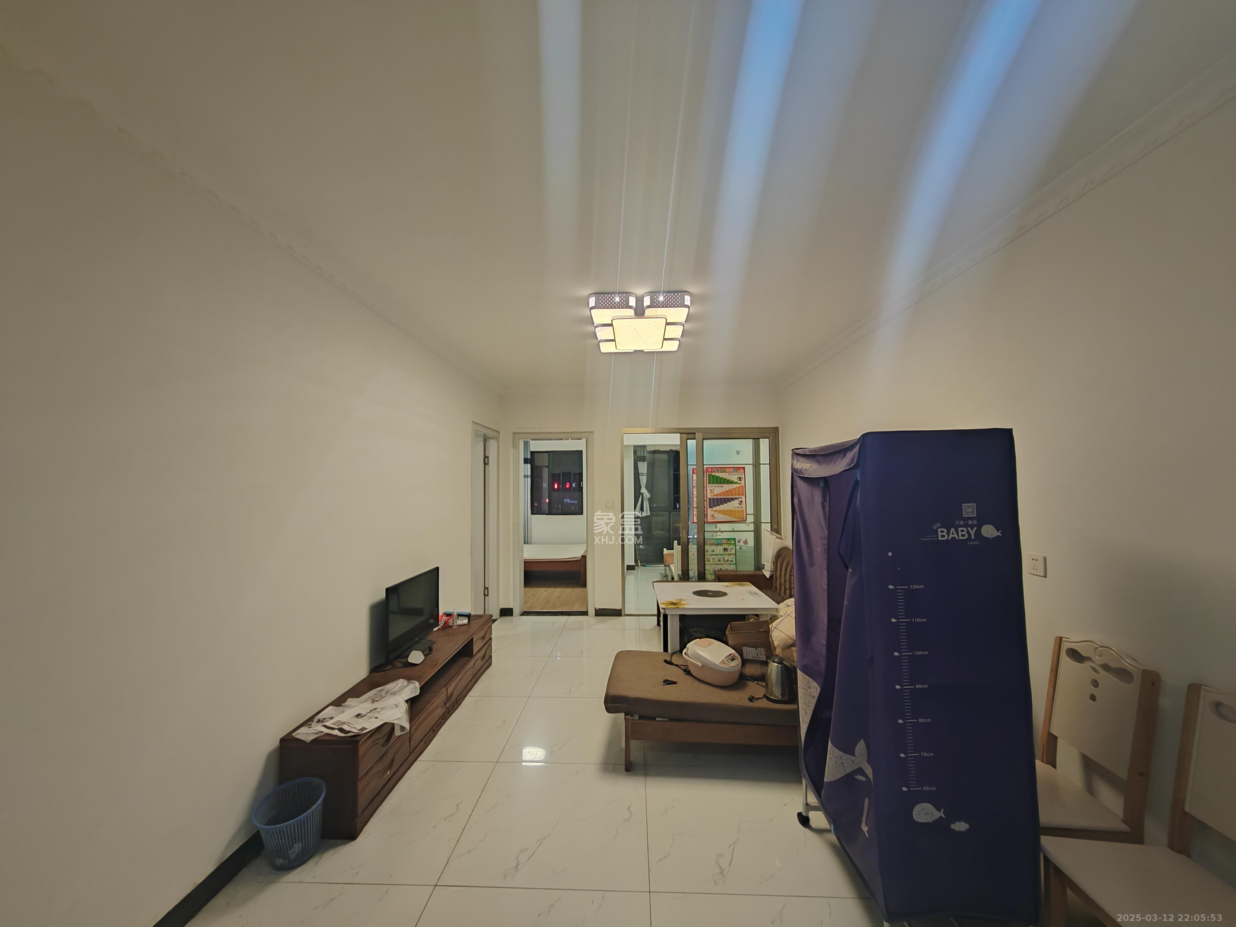 保利城(中航城国际社区、郡原美村) 3室2厅1卫 1900.0元/月 保利城(中航城国际社区、郡原美村) 3室2厅1卫 1900.0元/月室内图