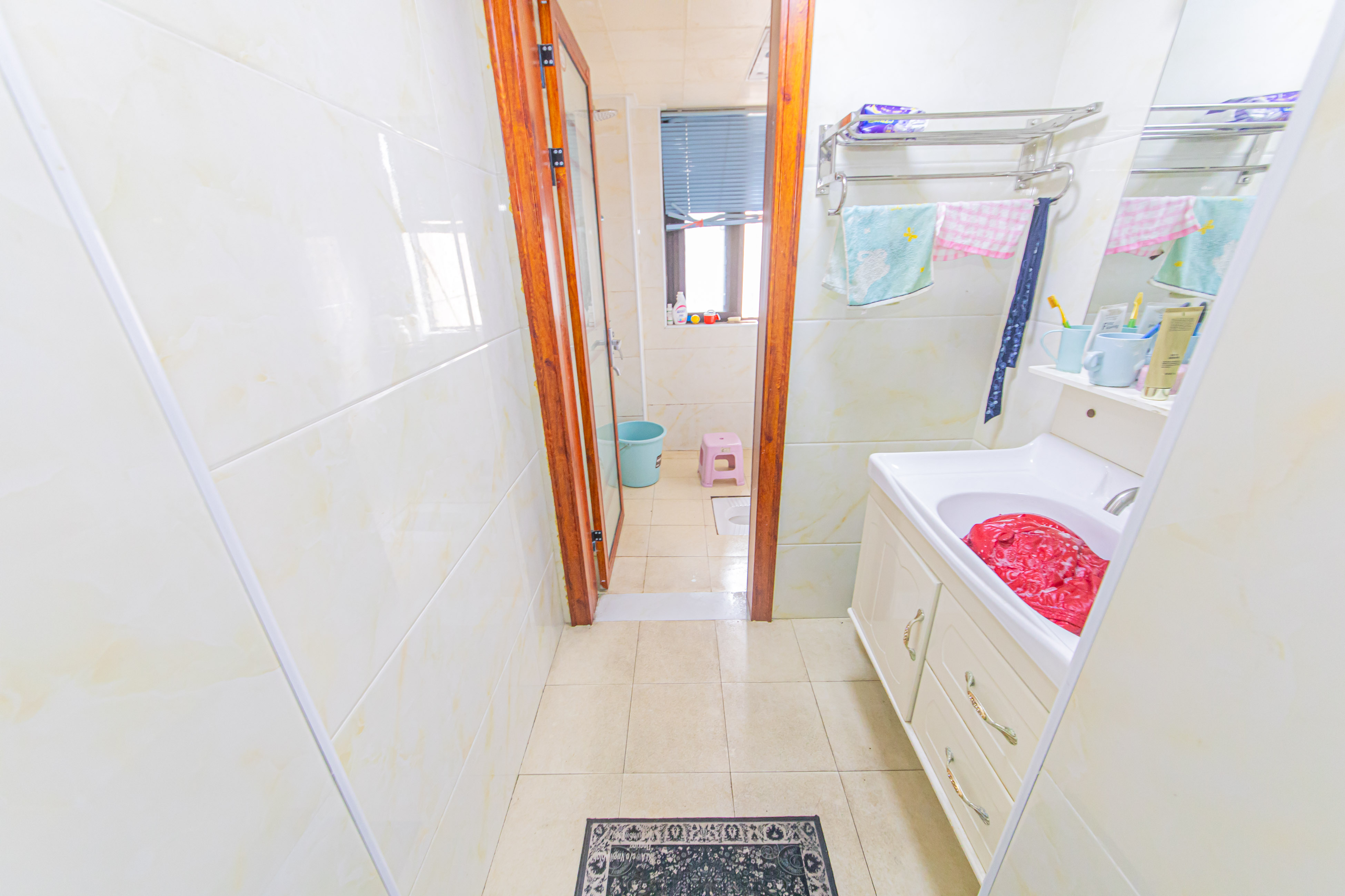 鑫远悦城(鑫远悦时代) 4室2厅2卫 135.0万 鑫远悦城(鑫远悦时代) 4室2厅2卫 135.0万卫生间