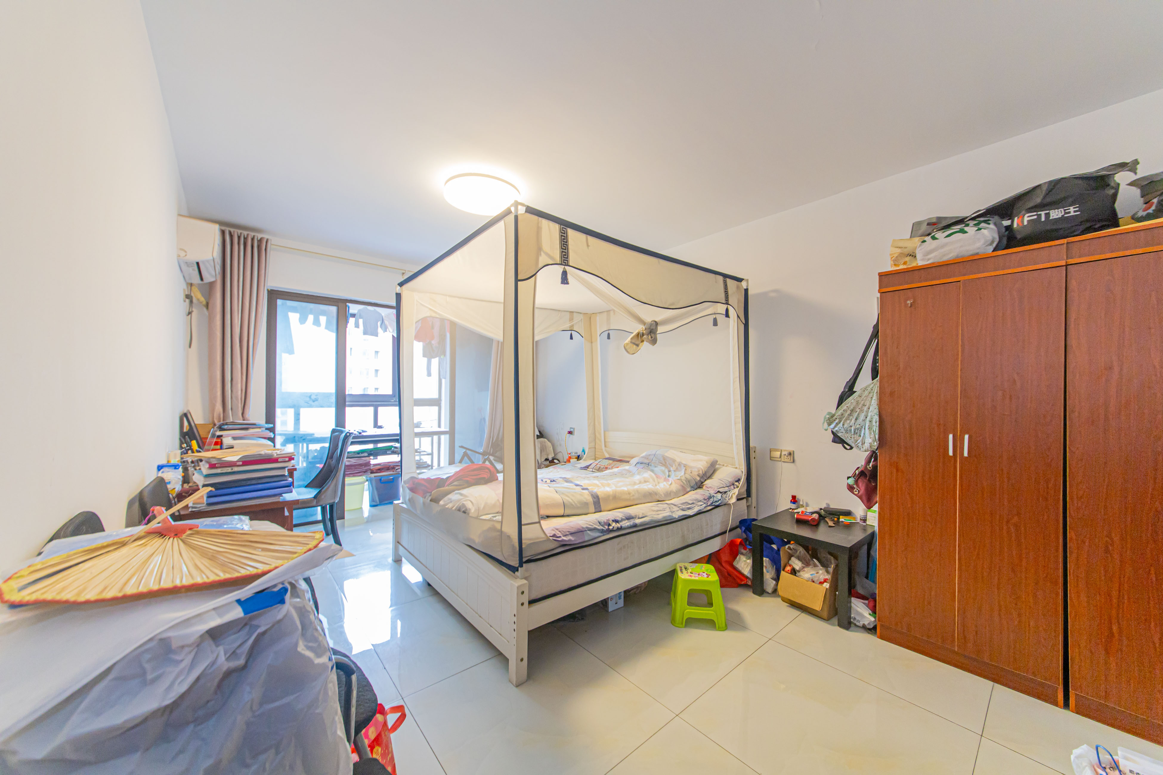 鑫远悦城(鑫远悦时代) 4室2厅2卫 135.0万 鑫远悦城(鑫远悦时代) 4室2厅2卫 135.0万卧室