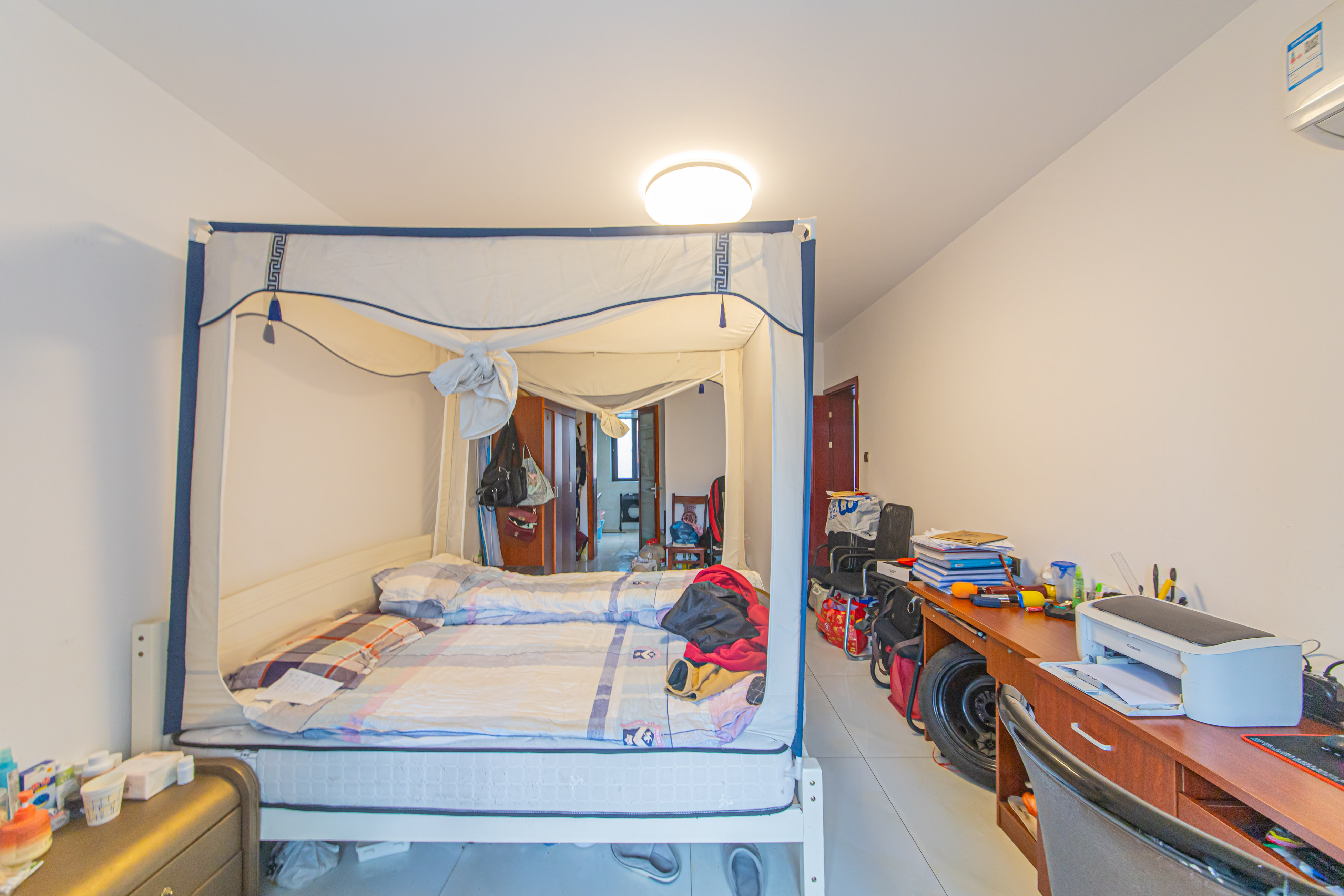 鑫远悦城(鑫远悦时代) 4室2厅2卫 135.0万 鑫远悦城(鑫远悦时代) 4室2厅2卫 135.0万卧室