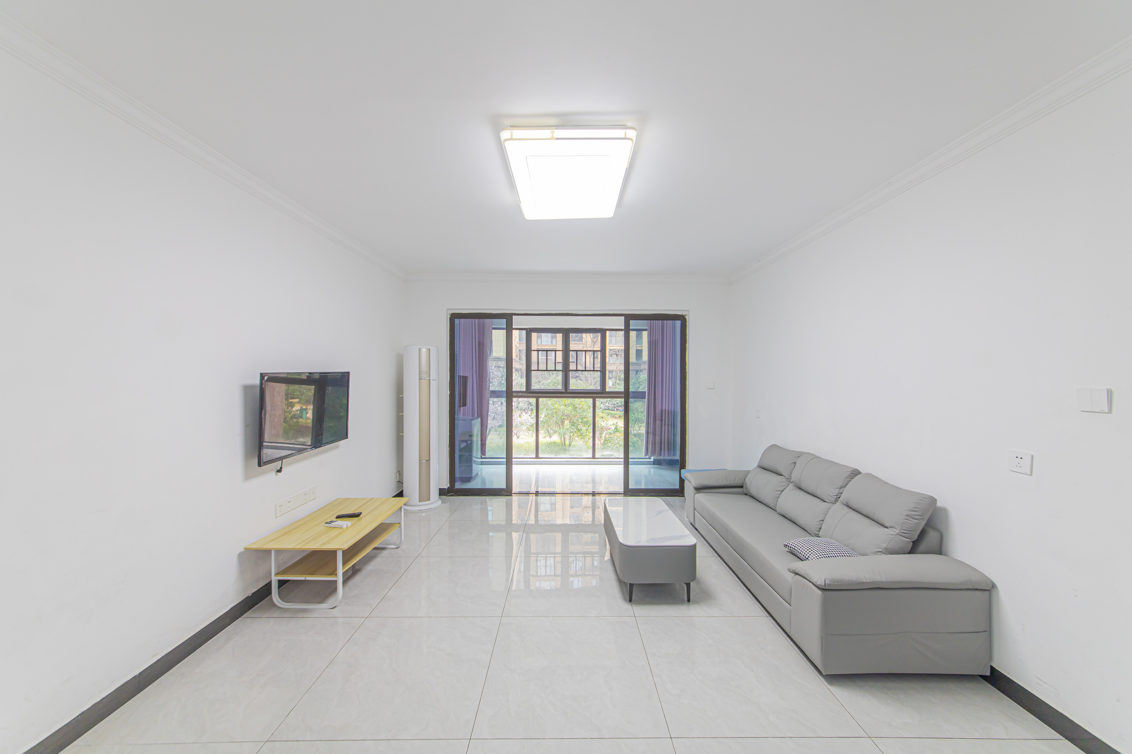 鑫远悦城(鑫远悦时代)  4室2厅1卫    104.0万 鑫远悦城(鑫远悦时代)  4室2厅1卫    104.0万客厅