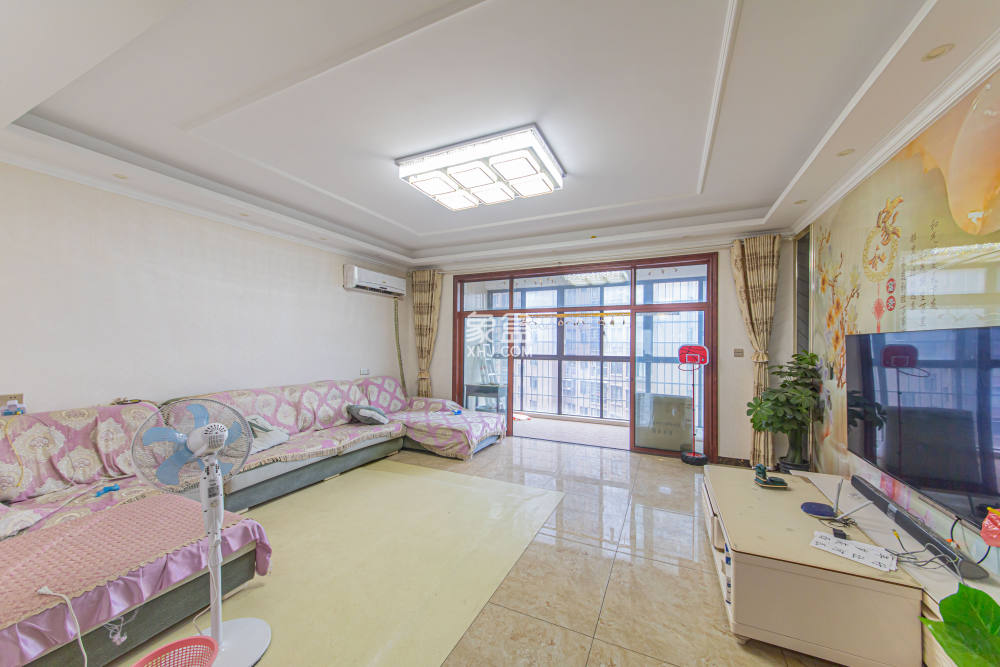 长城水郡  4室2厅1卫    119.8万