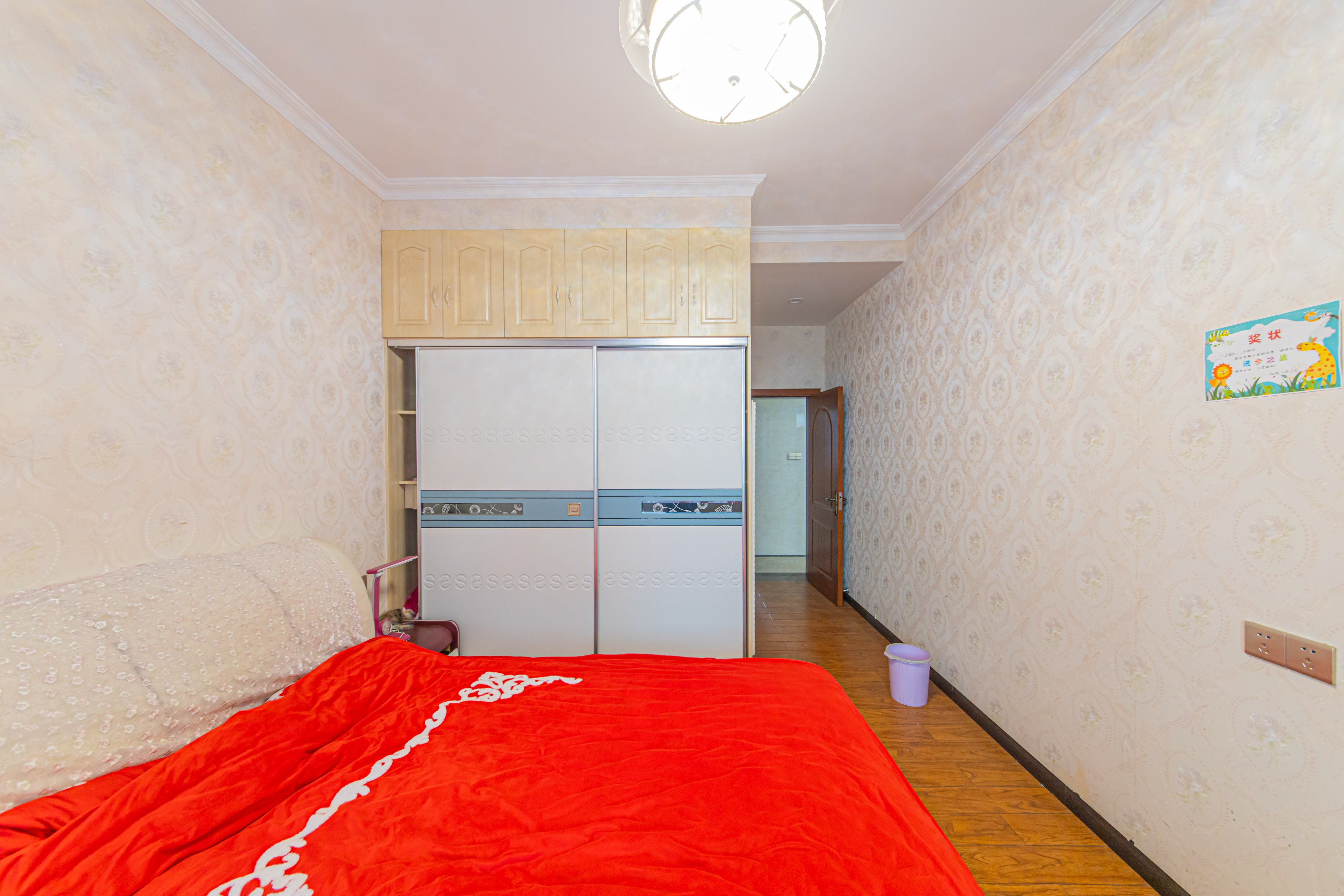 长城水郡 4室2厅1卫 121.8万 长城水郡 4室2厅1卫 121.8万卧室