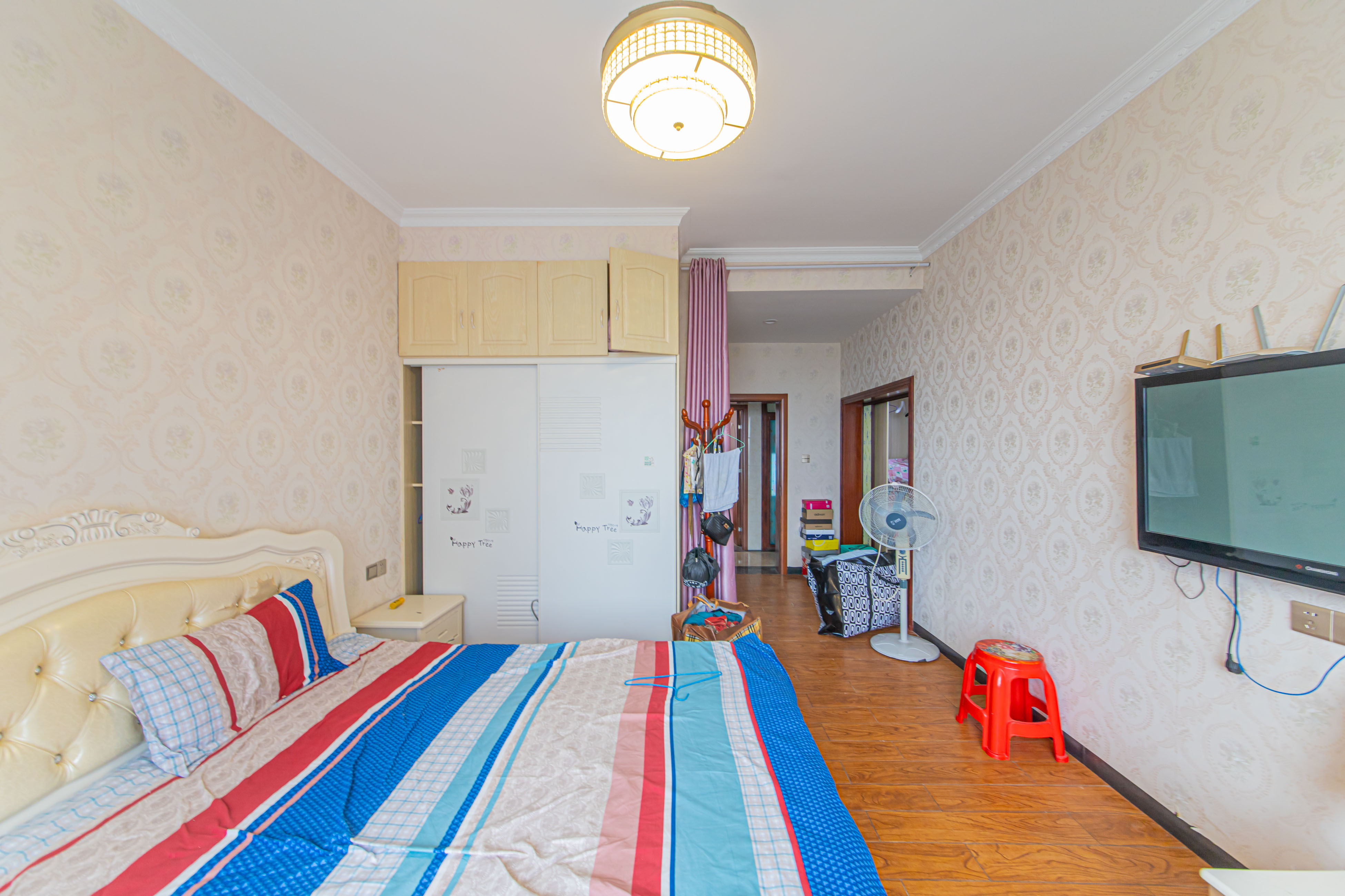 长城水郡 4室2厅1卫 121.8万 长城水郡 4室2厅1卫 121.8万卧室