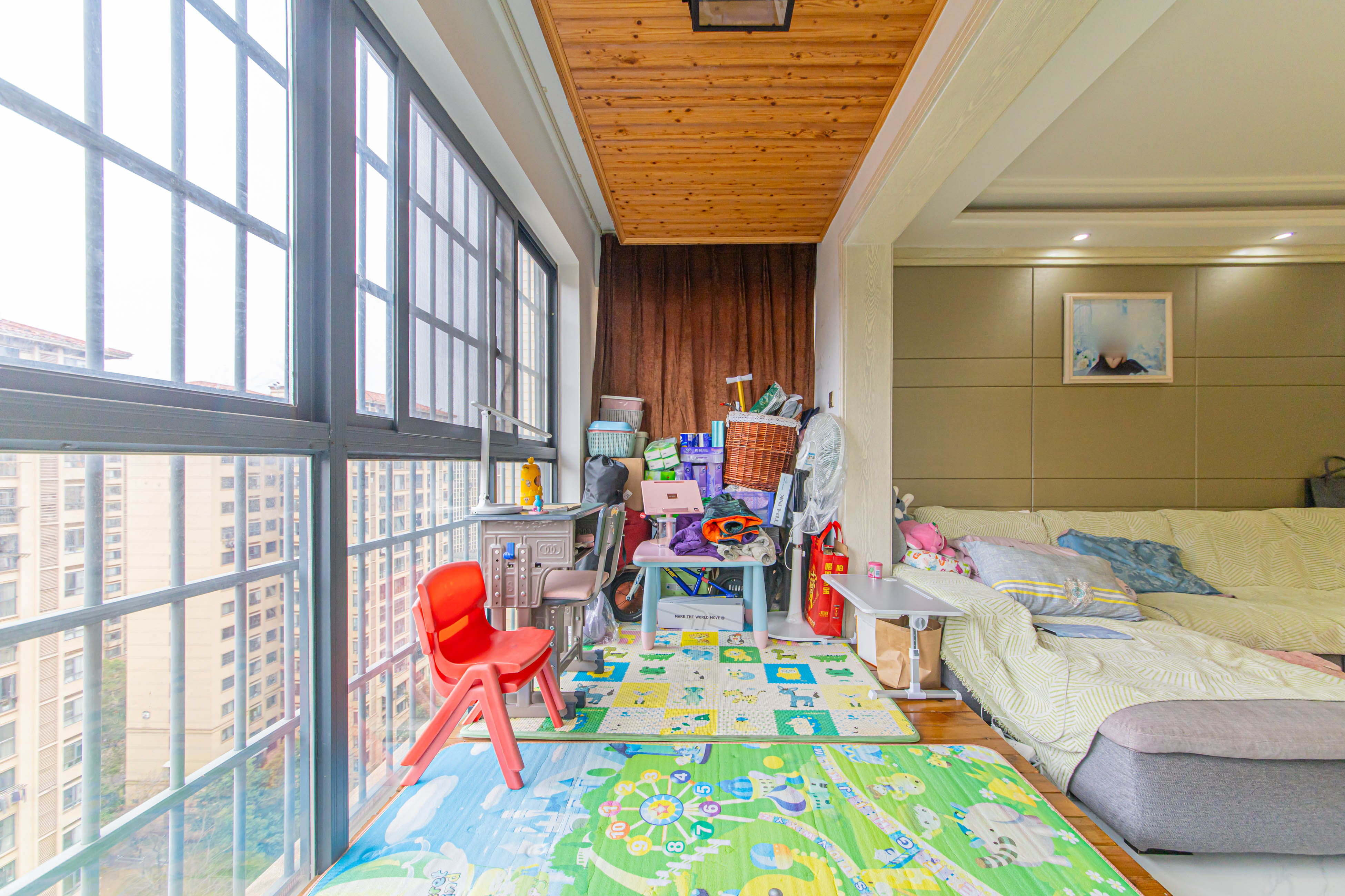 中建芙蓉嘉苑 4室2厅2卫 127.0万 中建芙蓉嘉苑 4室2厅2卫 127.0万阳台